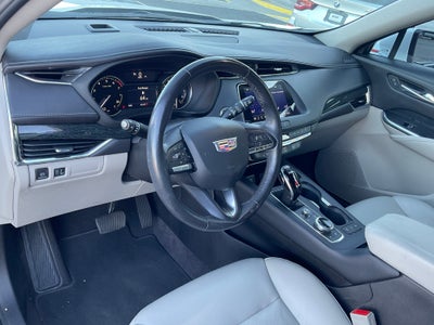 2023 Cadillac XT4 FWD Premium Luxury**CF CERT 1 OWN