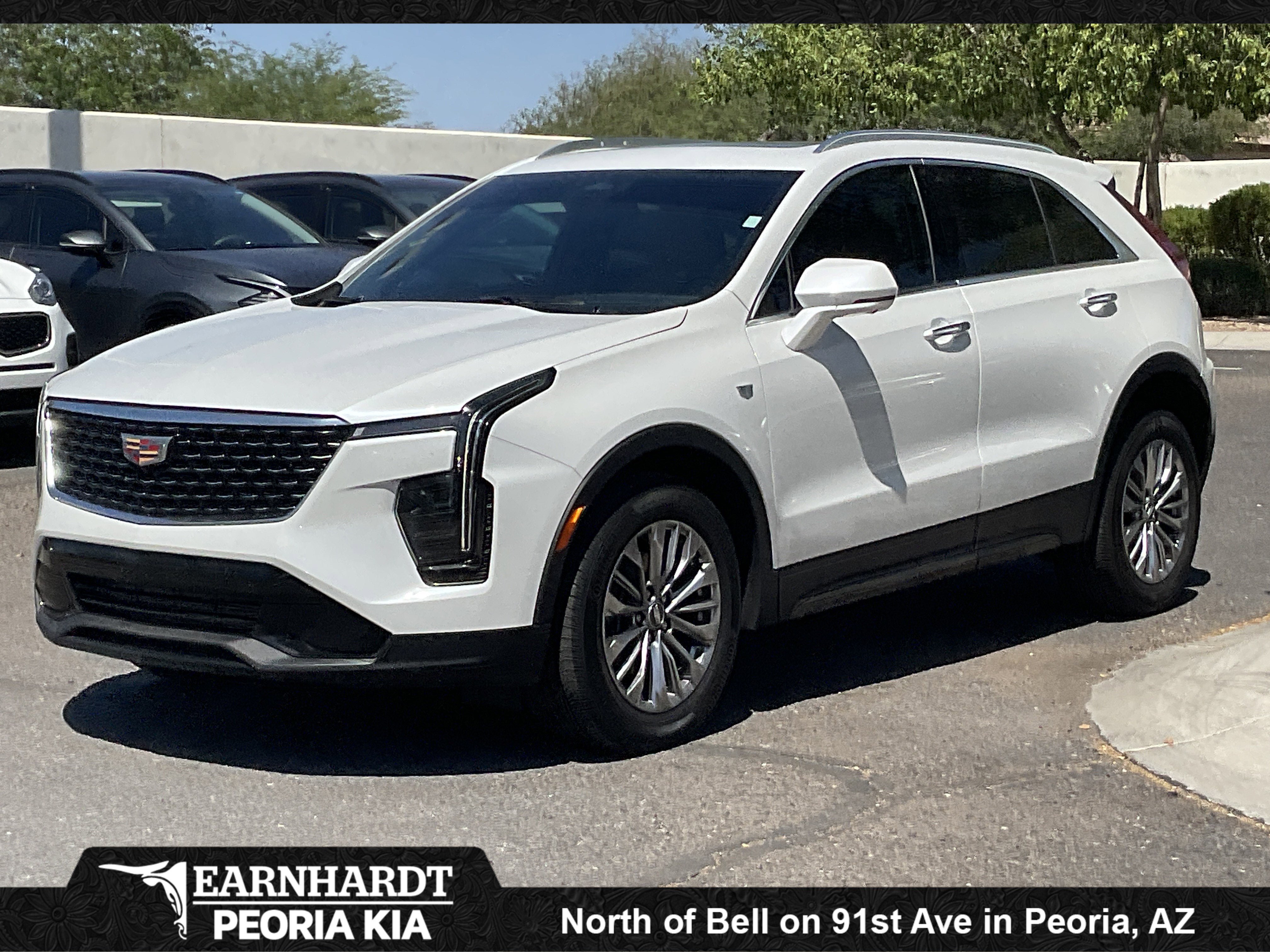 2025 Cadillac XT4 FWD Premium Luxury