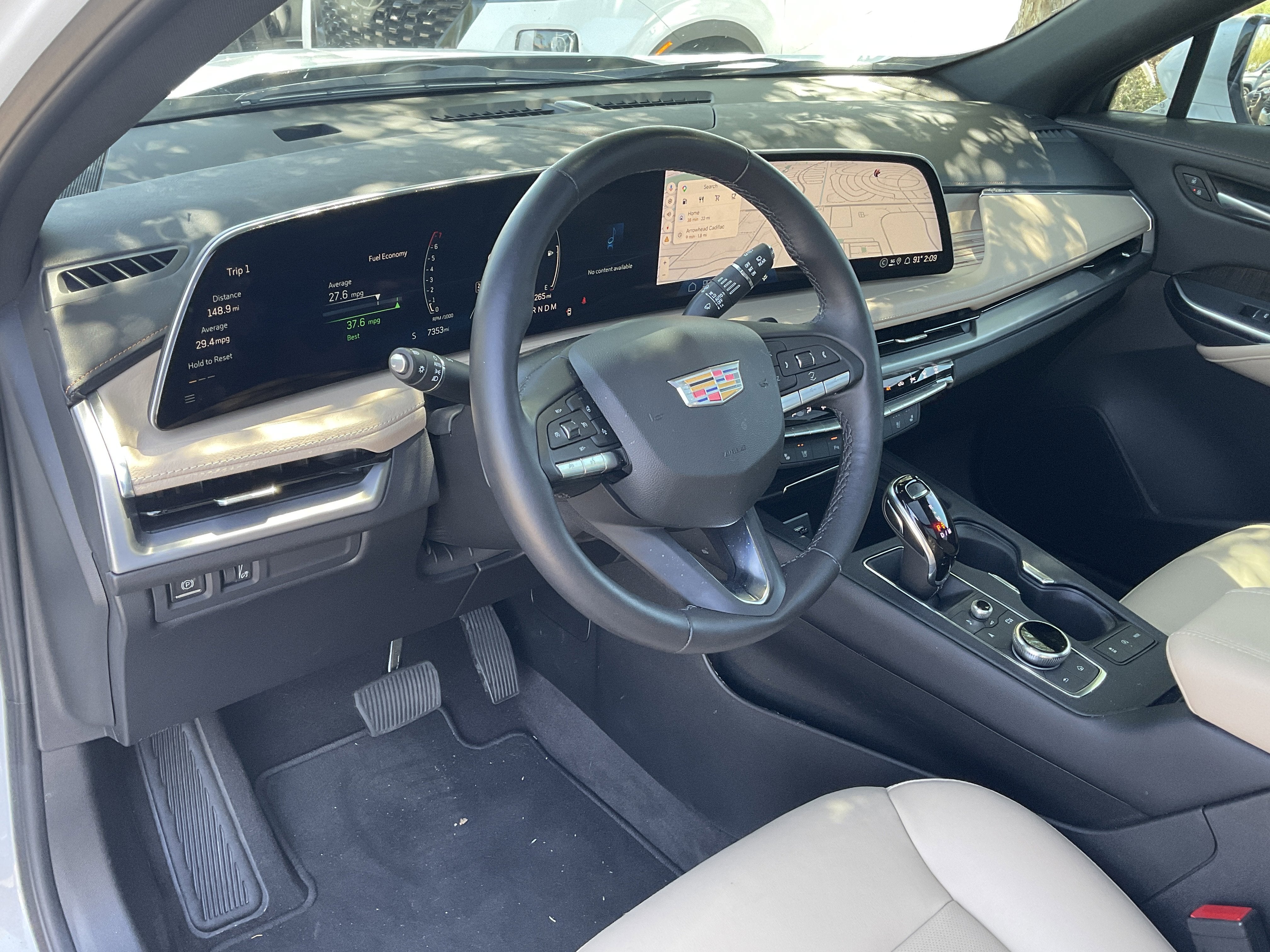2025 Cadillac XT4 FWD Premium Luxury
