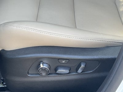 2025 Cadillac XT4 FWD Premium Luxury