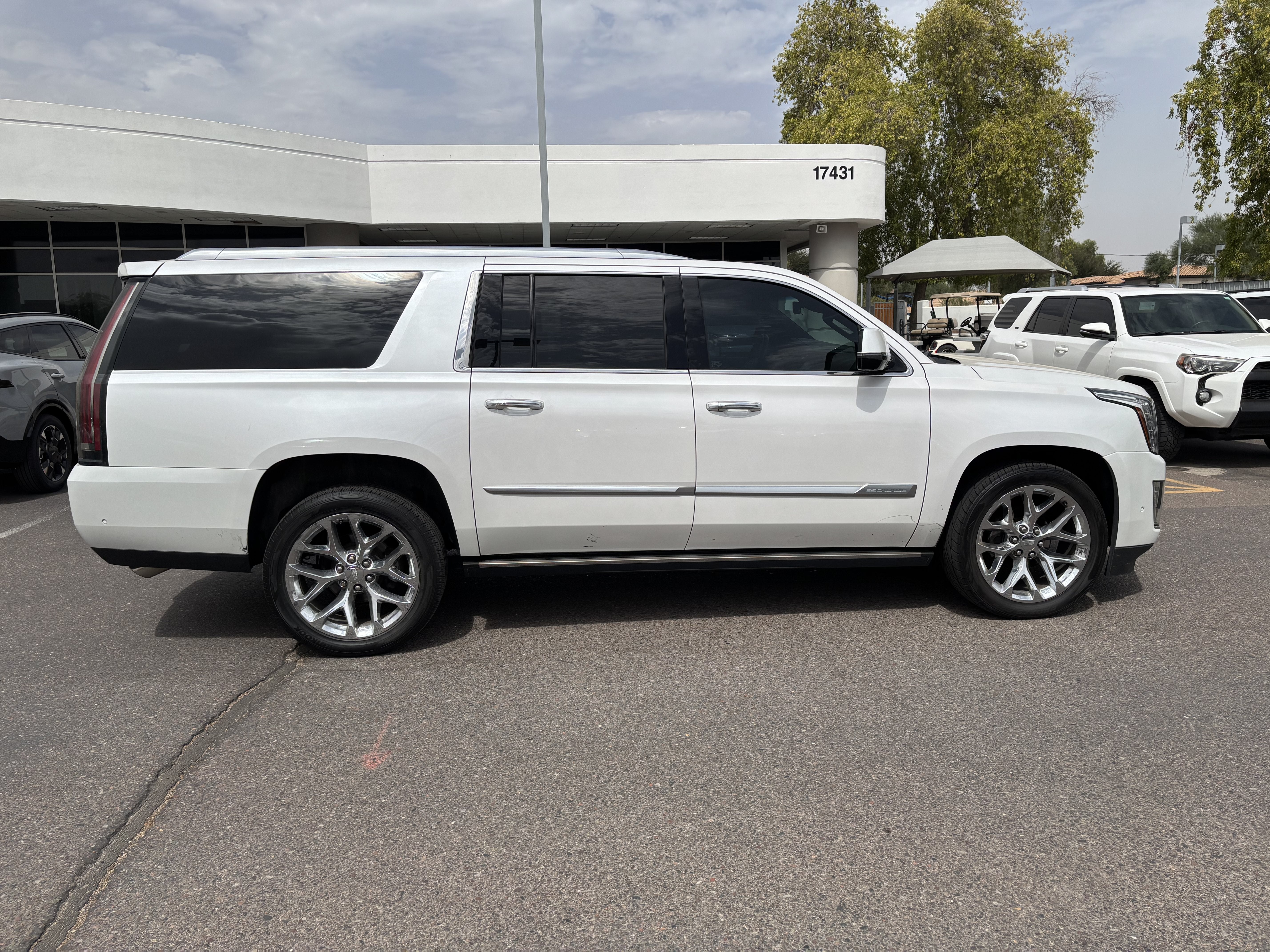 2019 Cadillac Escalade ESV Platinum