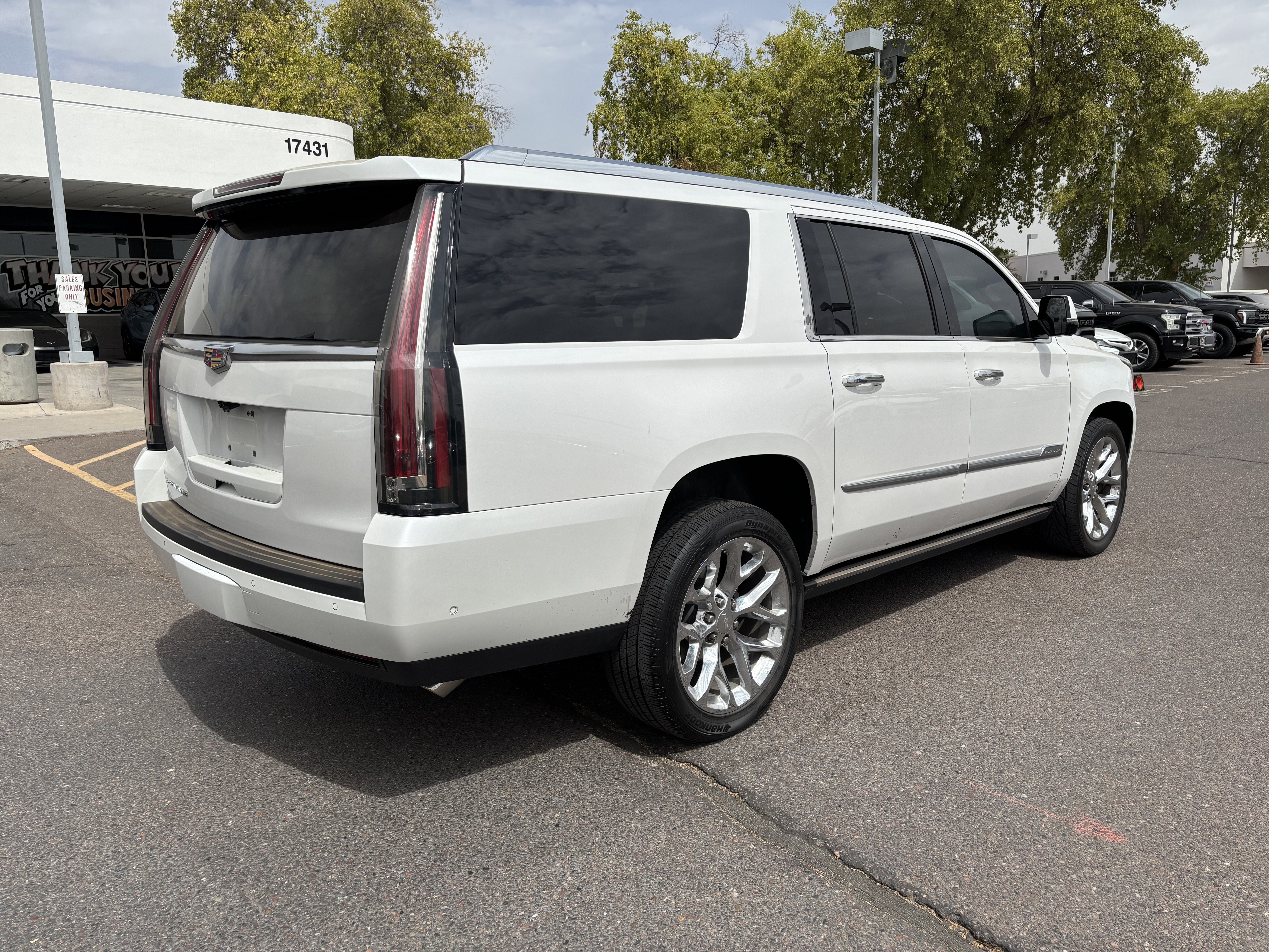 2019 Cadillac Escalade ESV Platinum
