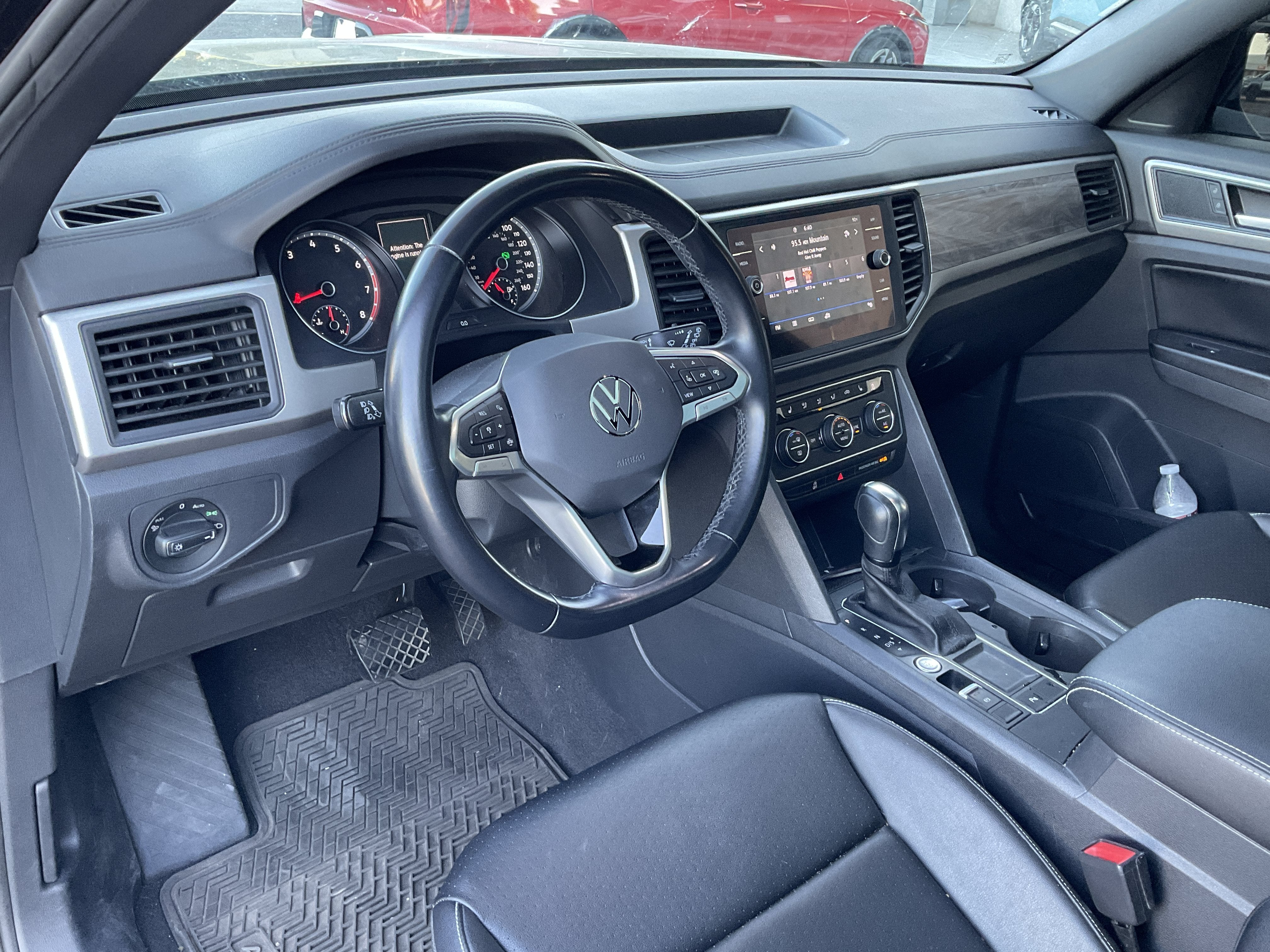 2020 Volkswagen Atlas Cross Sport 2.0T SE w/Technology