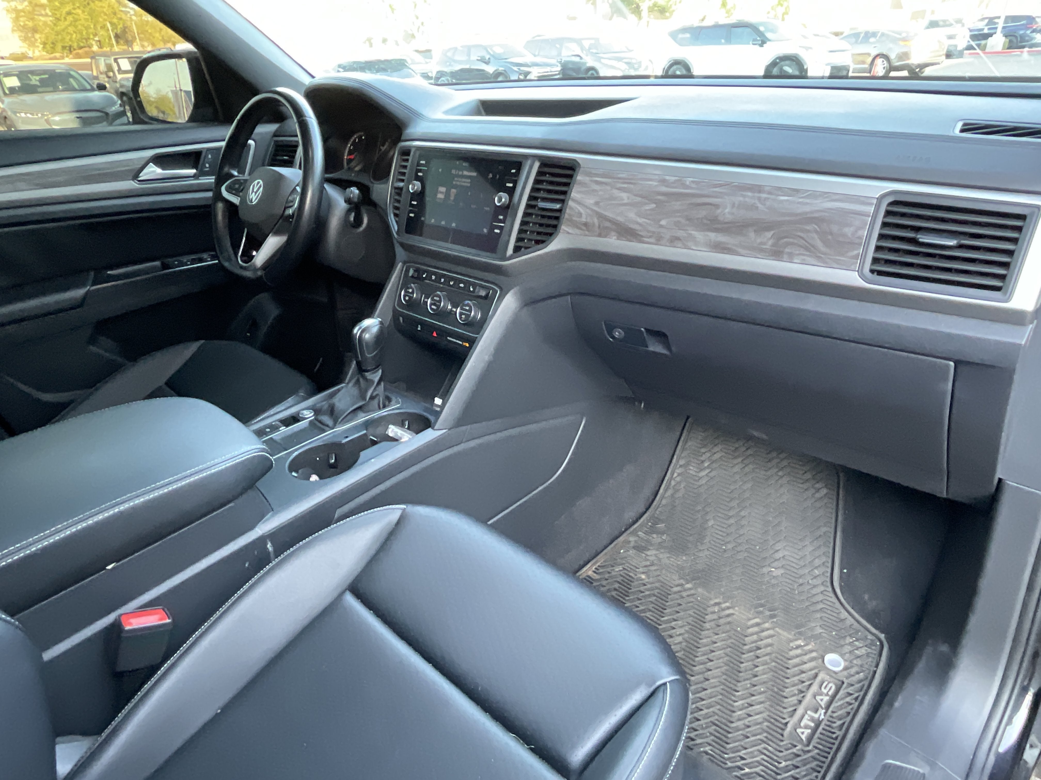 2020 Volkswagen Atlas Cross Sport 2.0T SE w/Technology