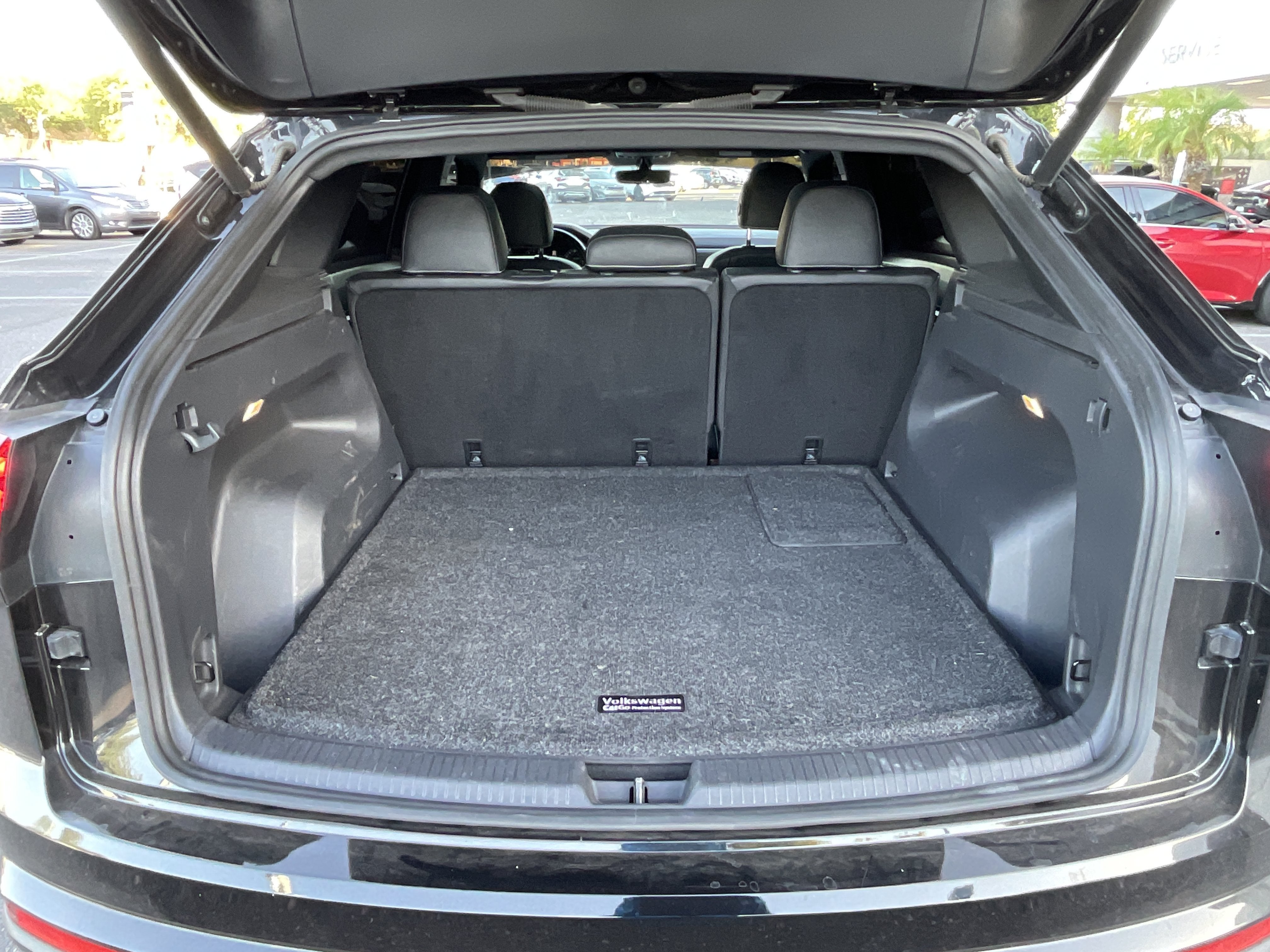 2020 Volkswagen Atlas Cross Sport 2.0T SE w/Technology