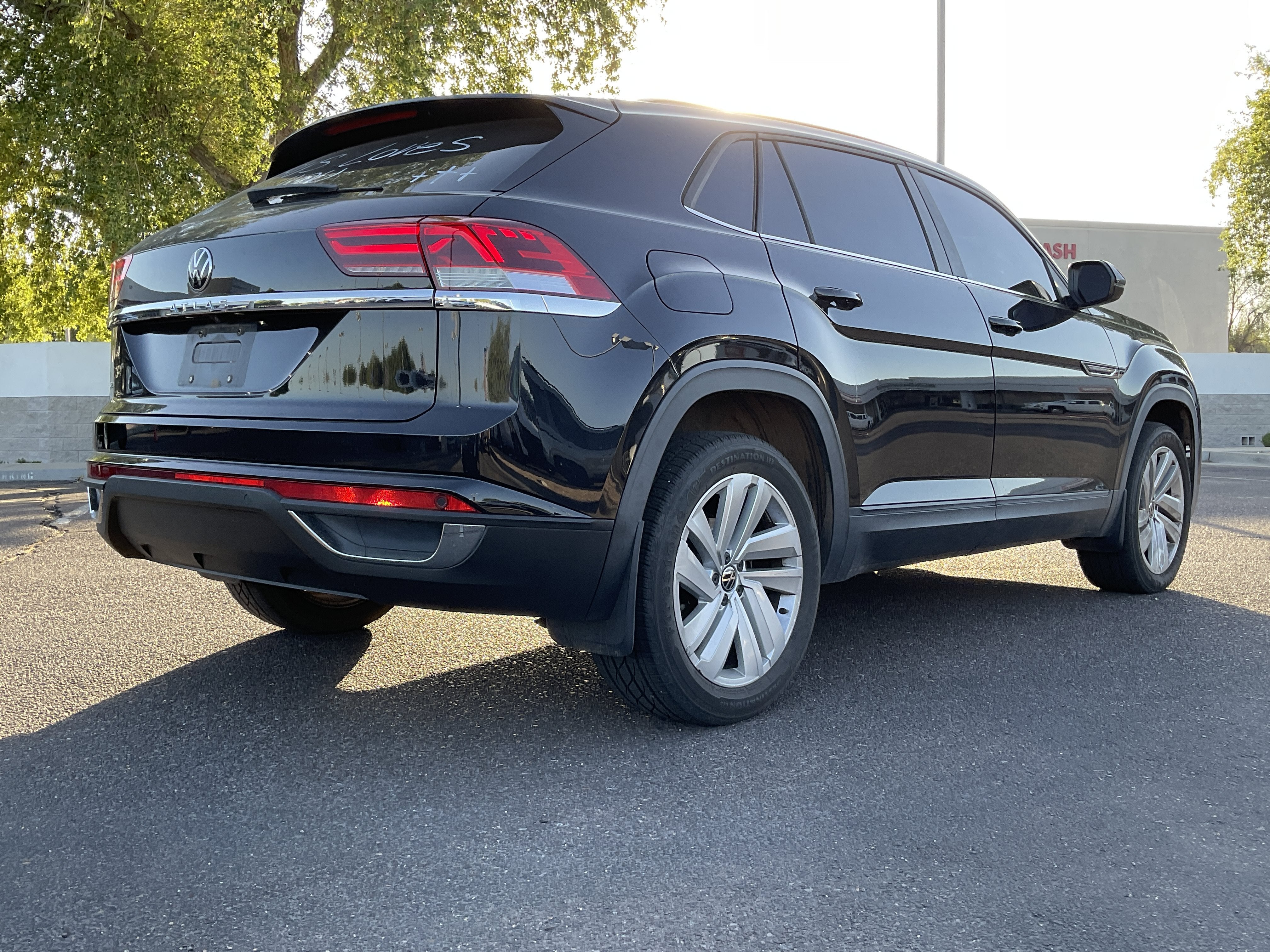 2020 Volkswagen Atlas Cross Sport 2.0T SE w/Technology