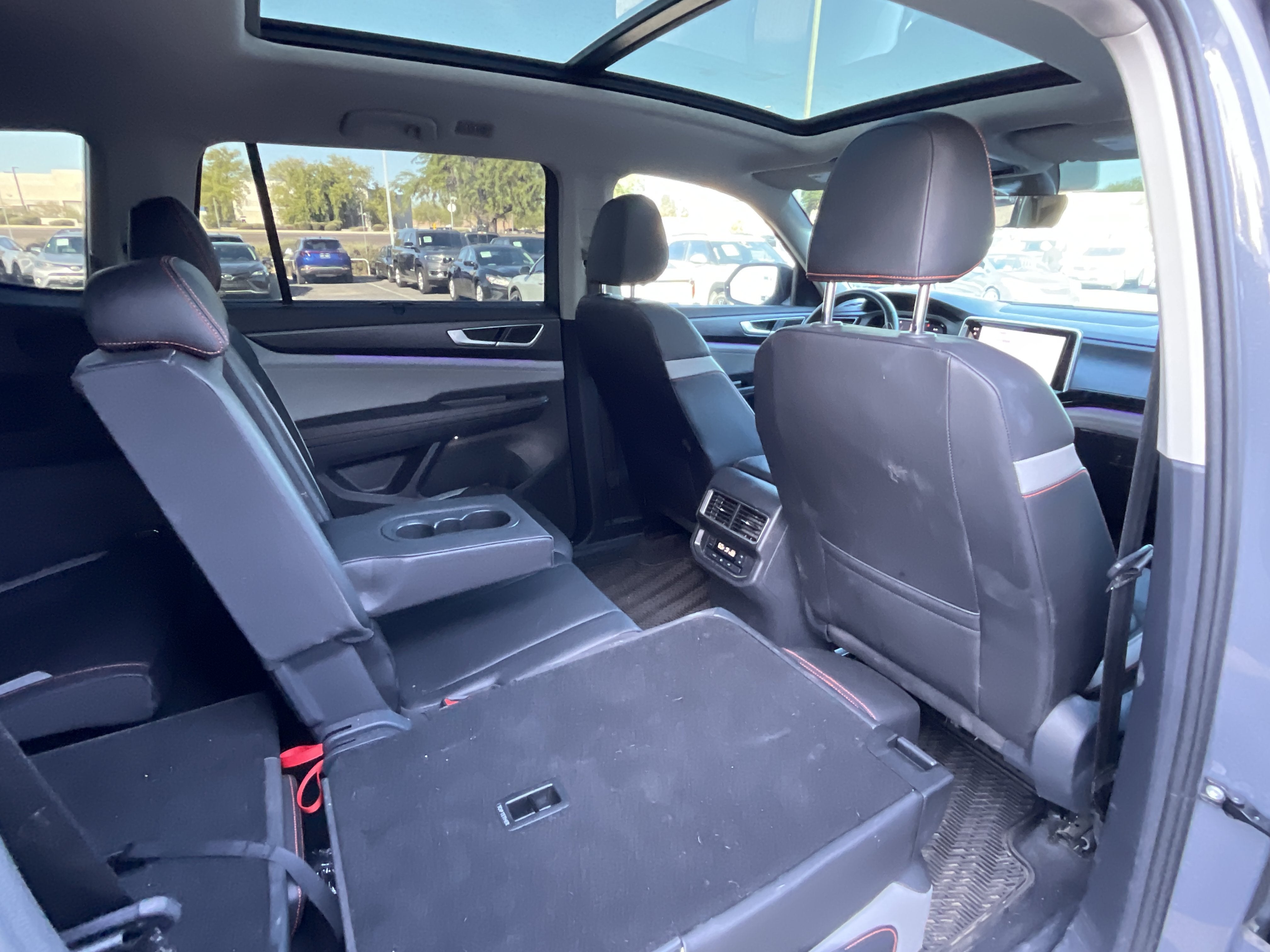 2025 Volkswagen Atlas 2.0T Peak Edition