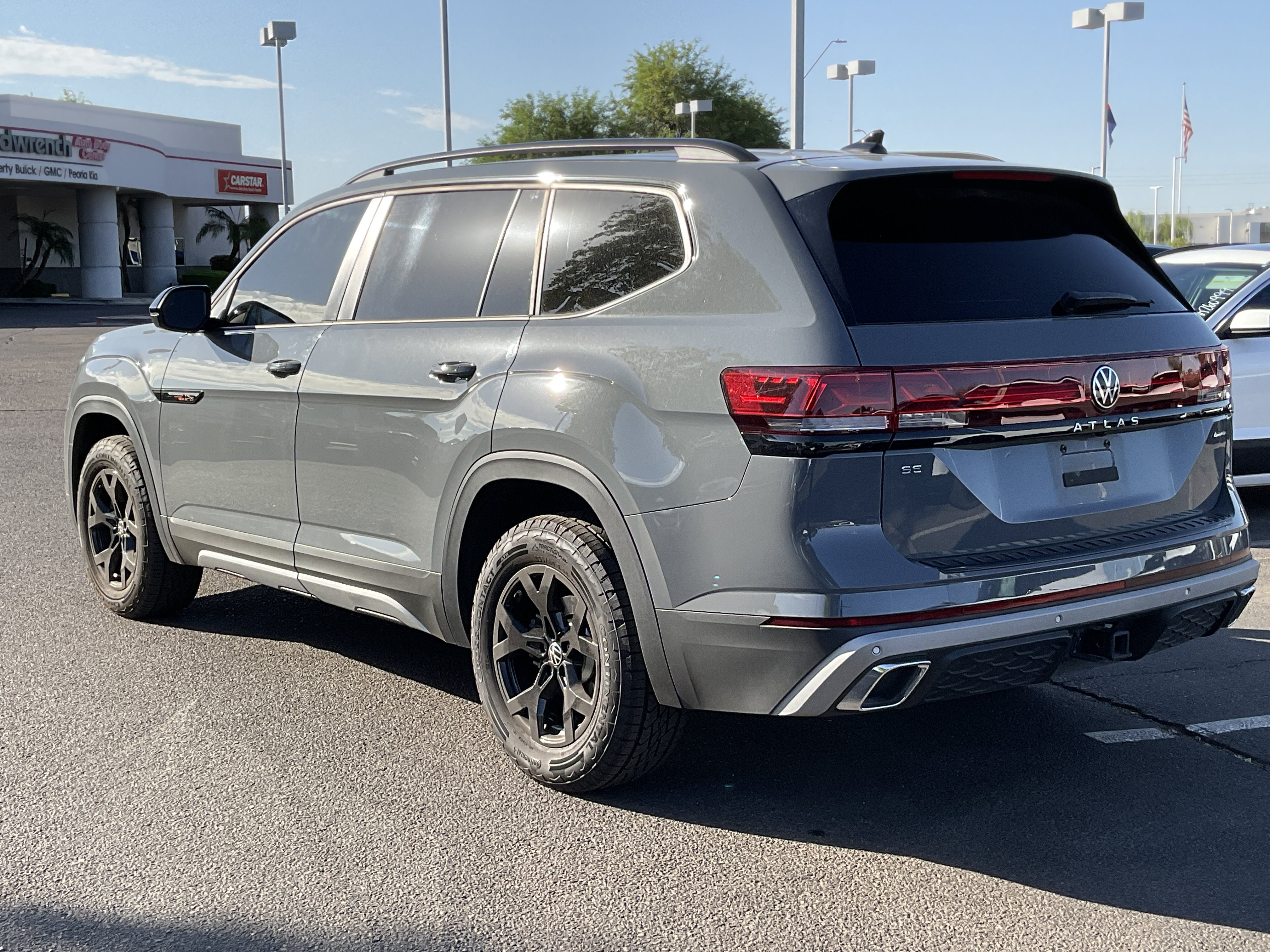 2025 Volkswagen Atlas 2.0T Peak Edition