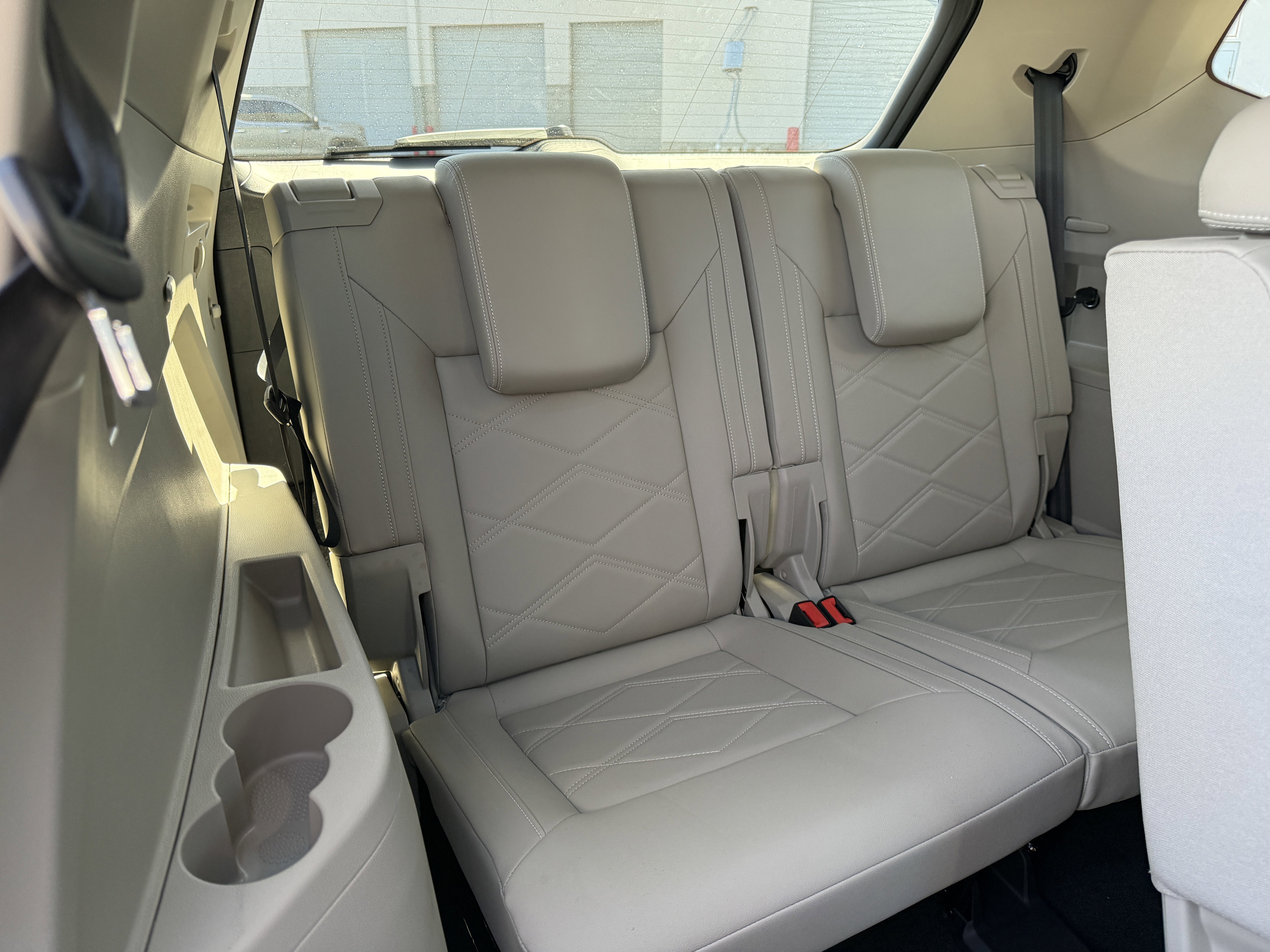 2025 Volkswagen Atlas 2.0T SE w/Technology* 1 OWNER