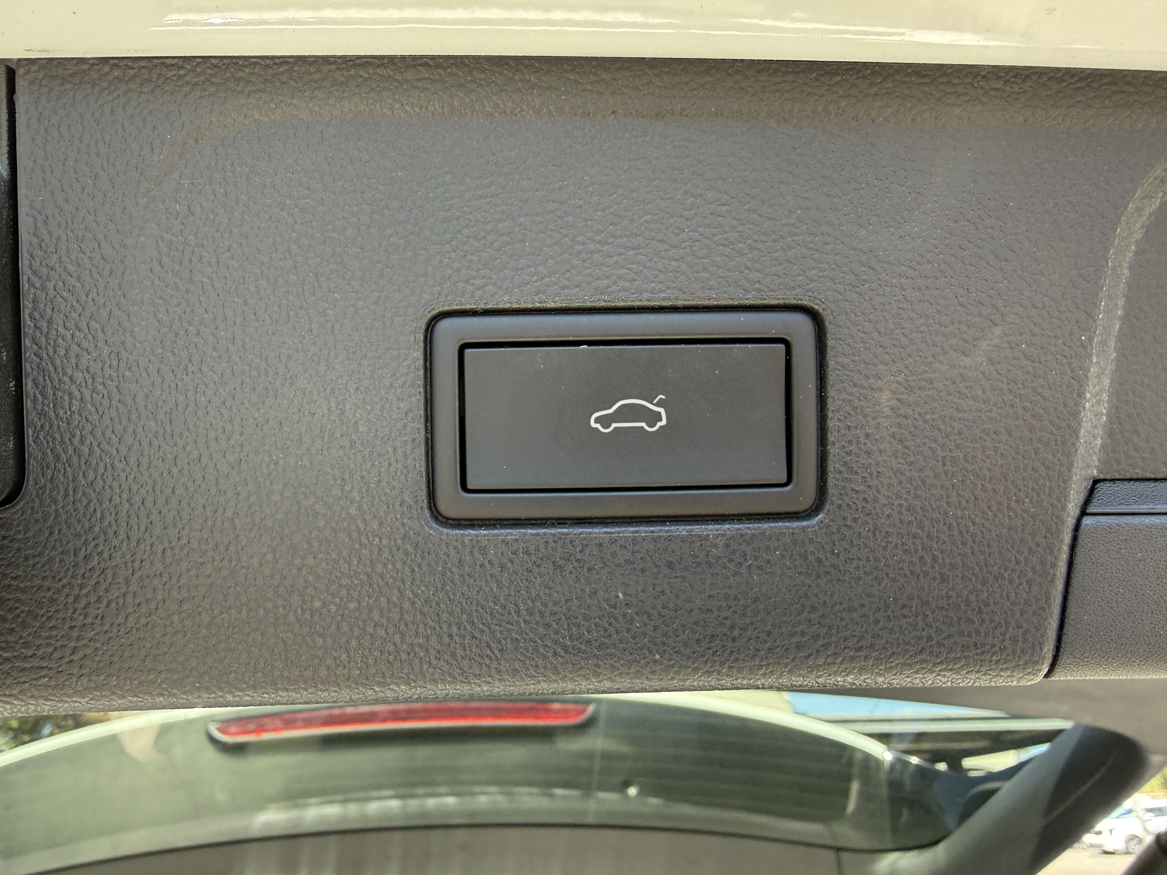 2025 Volkswagen Atlas 2.0T SE w/Technology* 1 OWNER