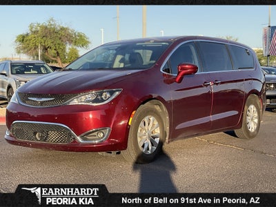 2020 Chrysler Pacifica Touring