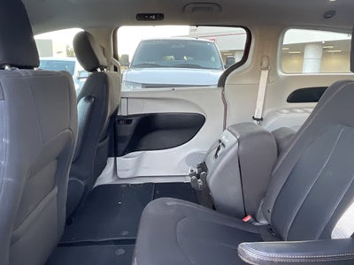 2020 Chrysler Pacifica Touring