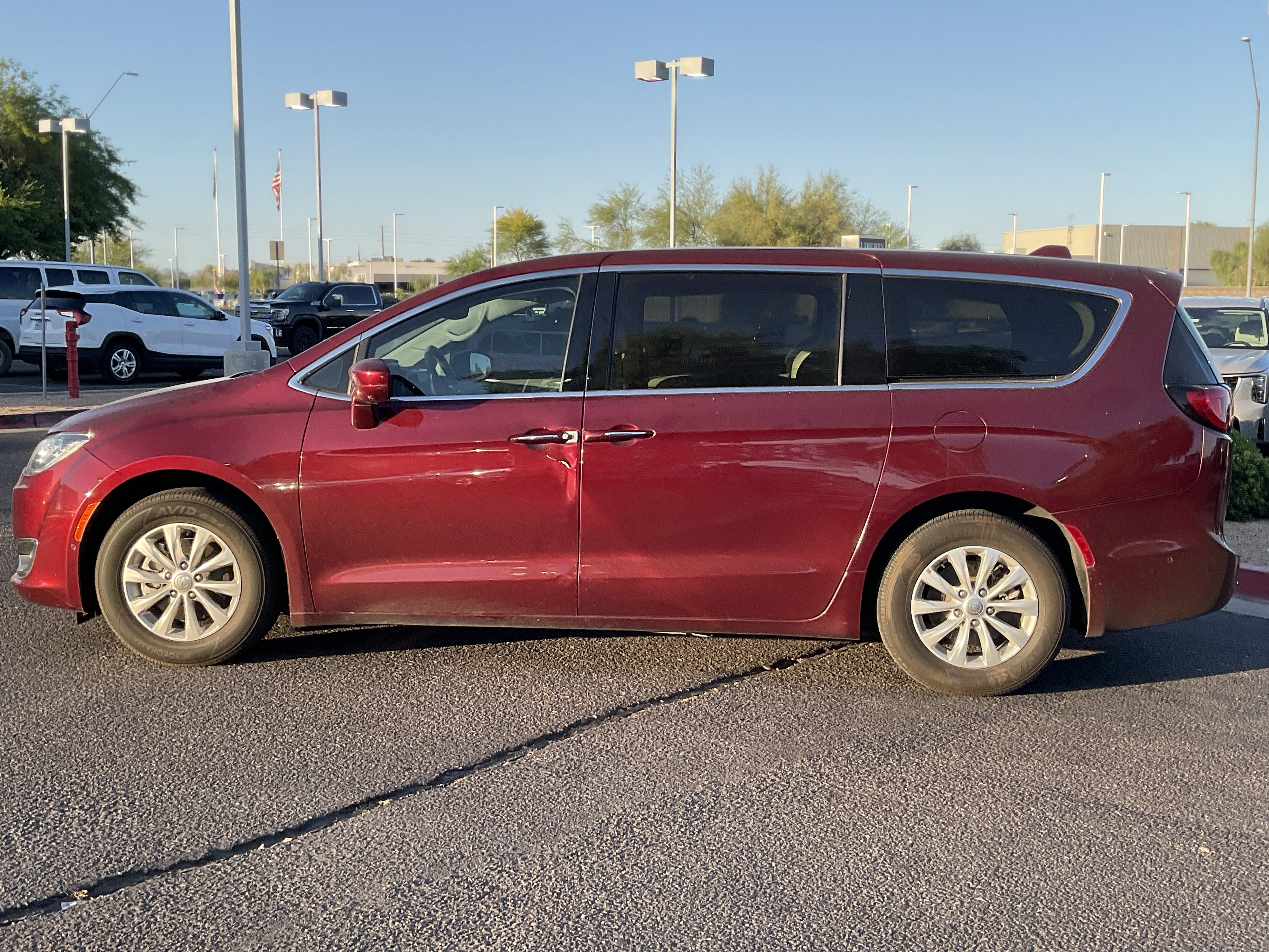 2020 Chrysler Pacifica Touring