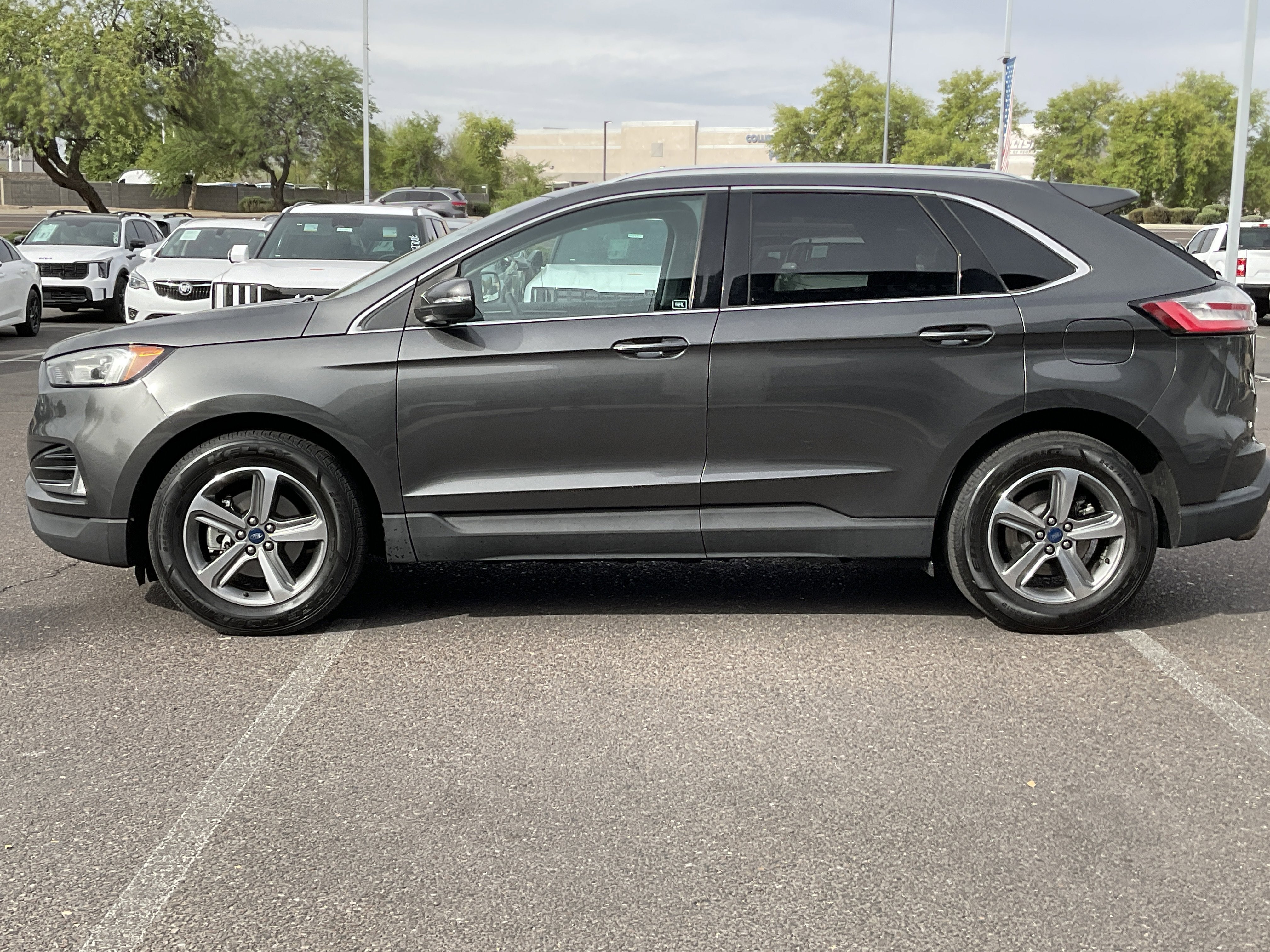 2020 Ford Edge SEL