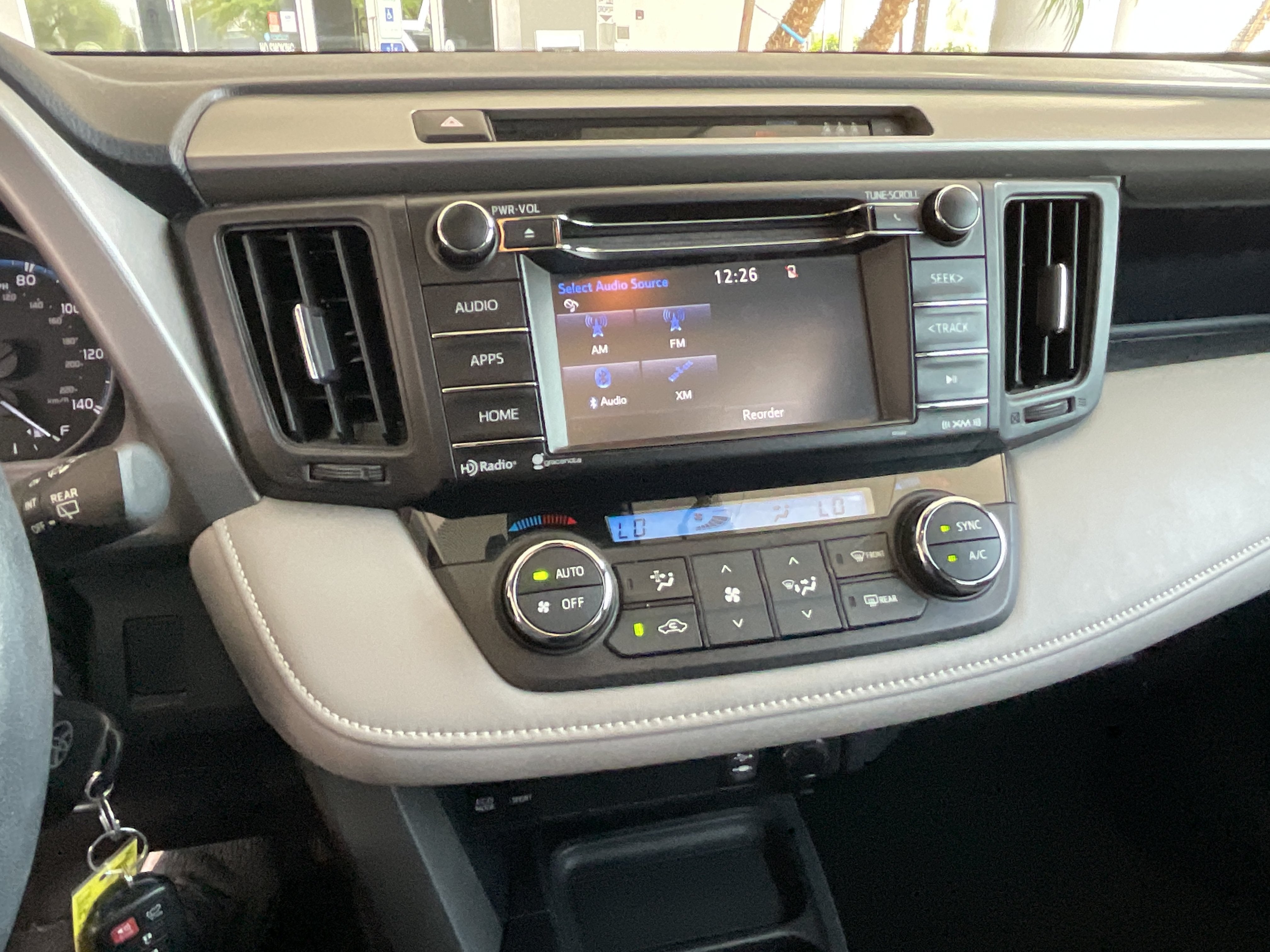 2017 Toyota RAV4 XLE**CLN CF WELL MAINTAINED