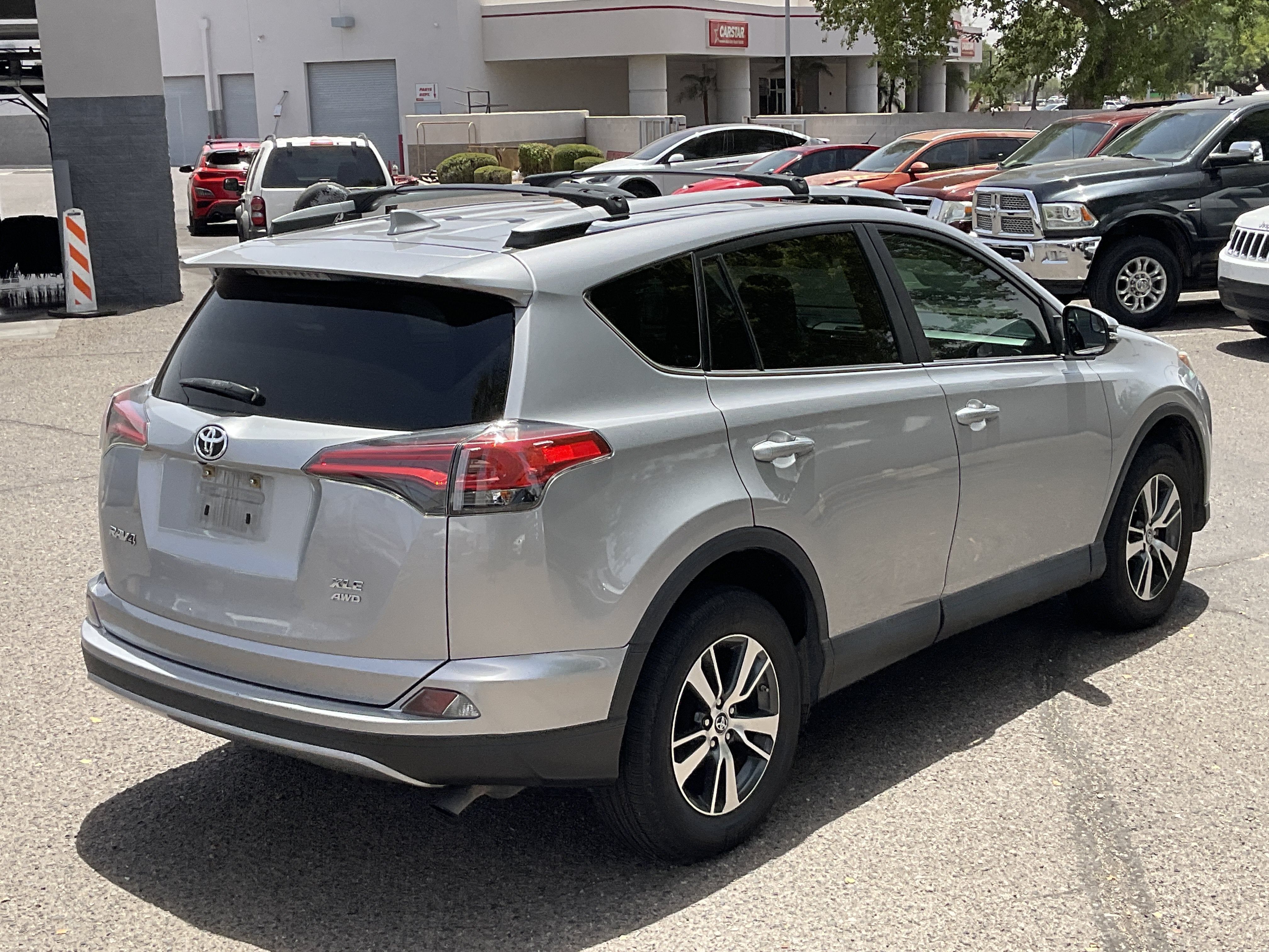 2017 Toyota RAV4 XLE**CLN CF WELL MAINTAINED