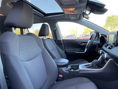 2020 Toyota RAV4 XLE*CLEAN CARFAX/1 OWNER
