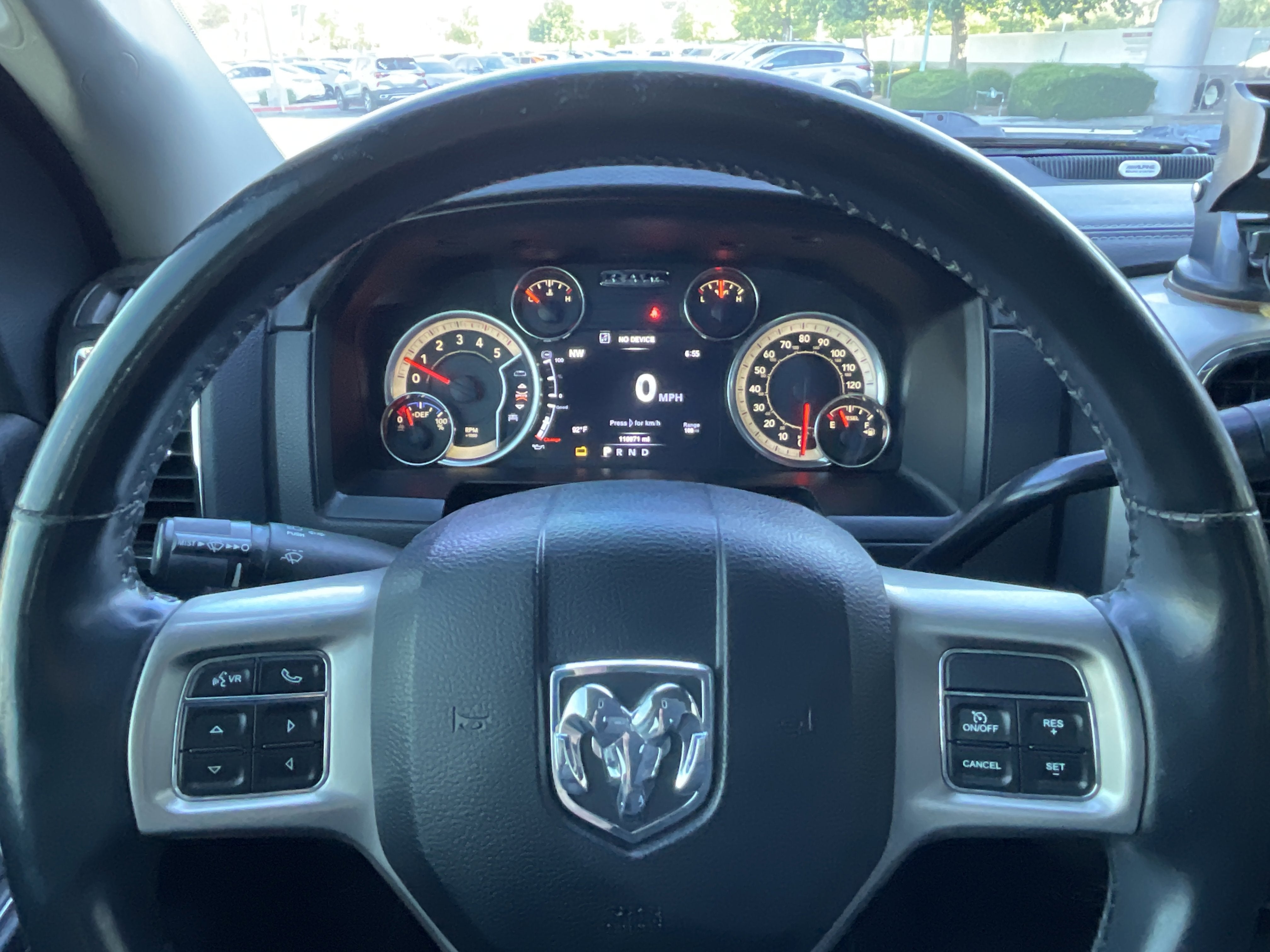 2016 RAM 2500 Laramie* LOW MILES/ CLN CFAX