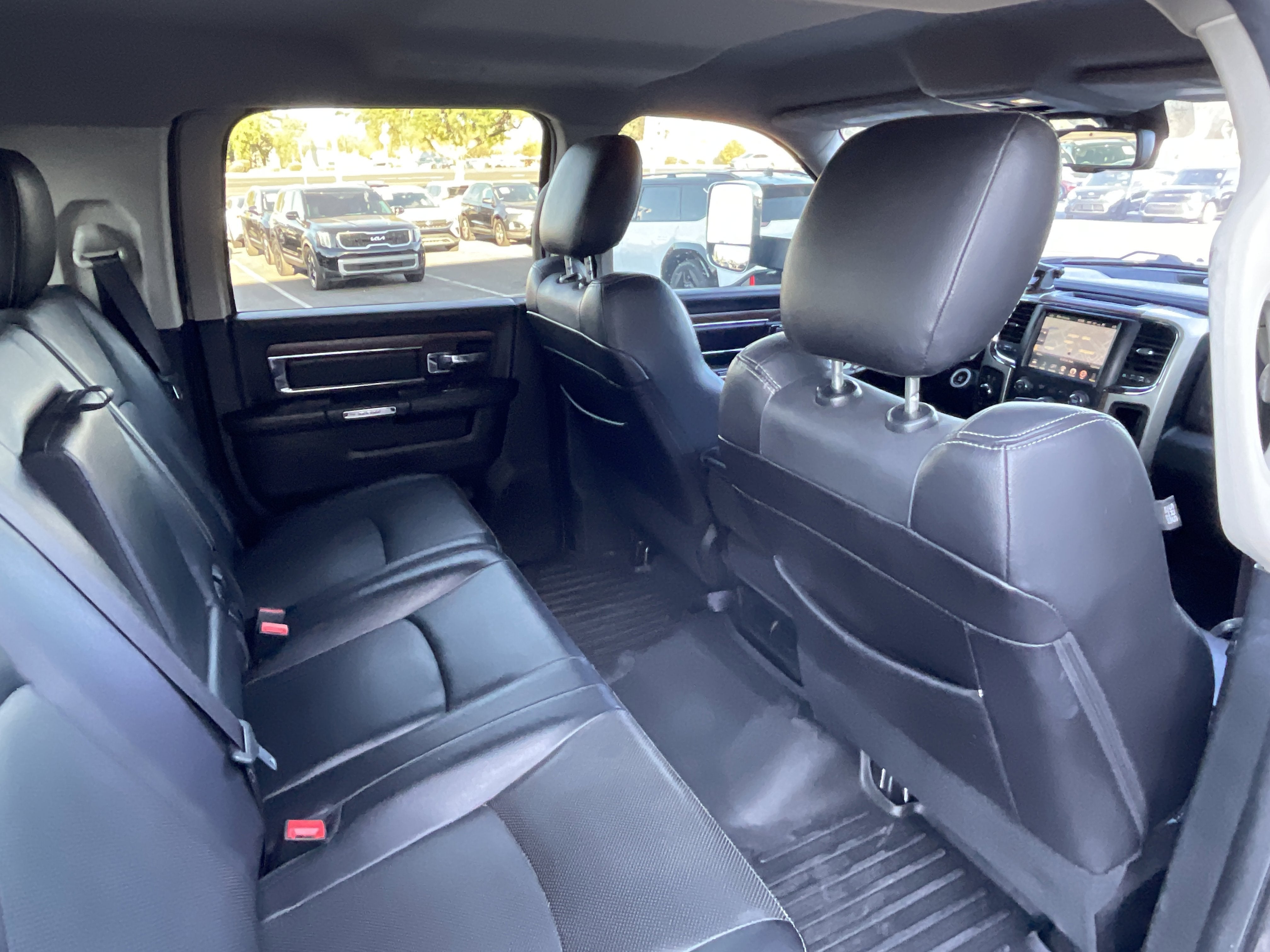2016 RAM 2500 Laramie* LOW MILES/ CLN CFAX