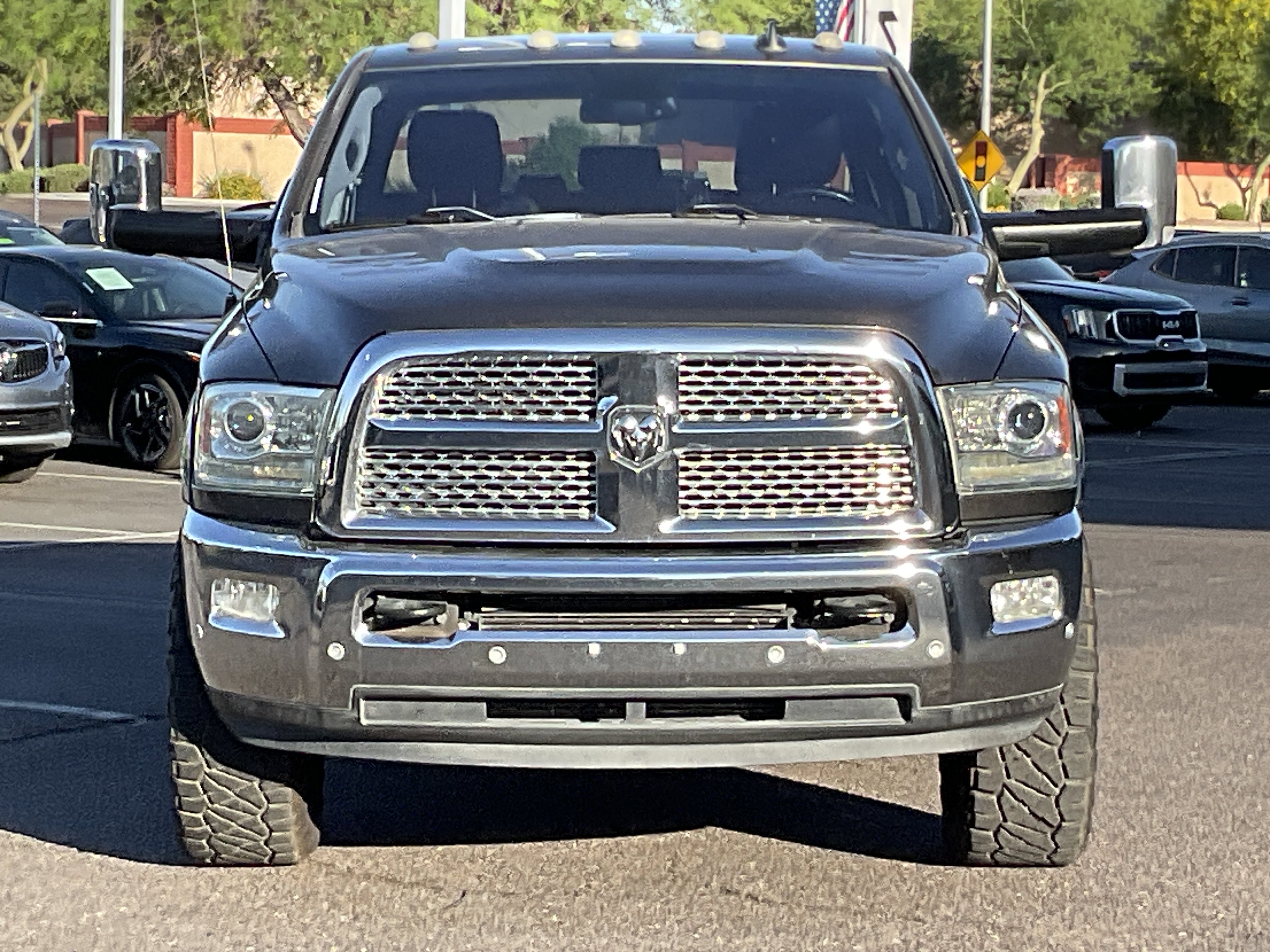 2016 RAM 2500 Laramie* LOW MILES/ CLN CFAX