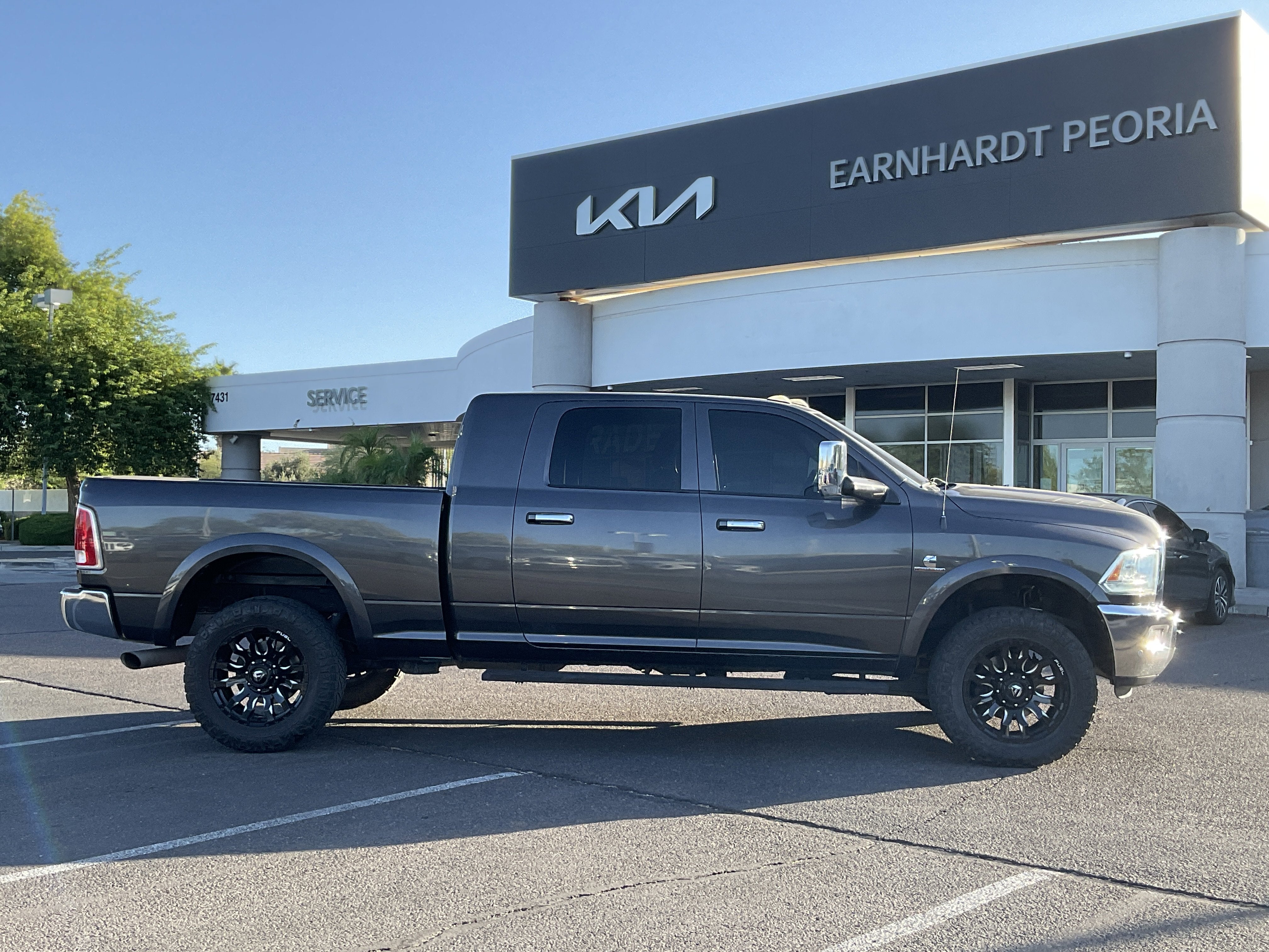 2016 RAM 2500 Laramie* LOW MILES/ CLN CFAX