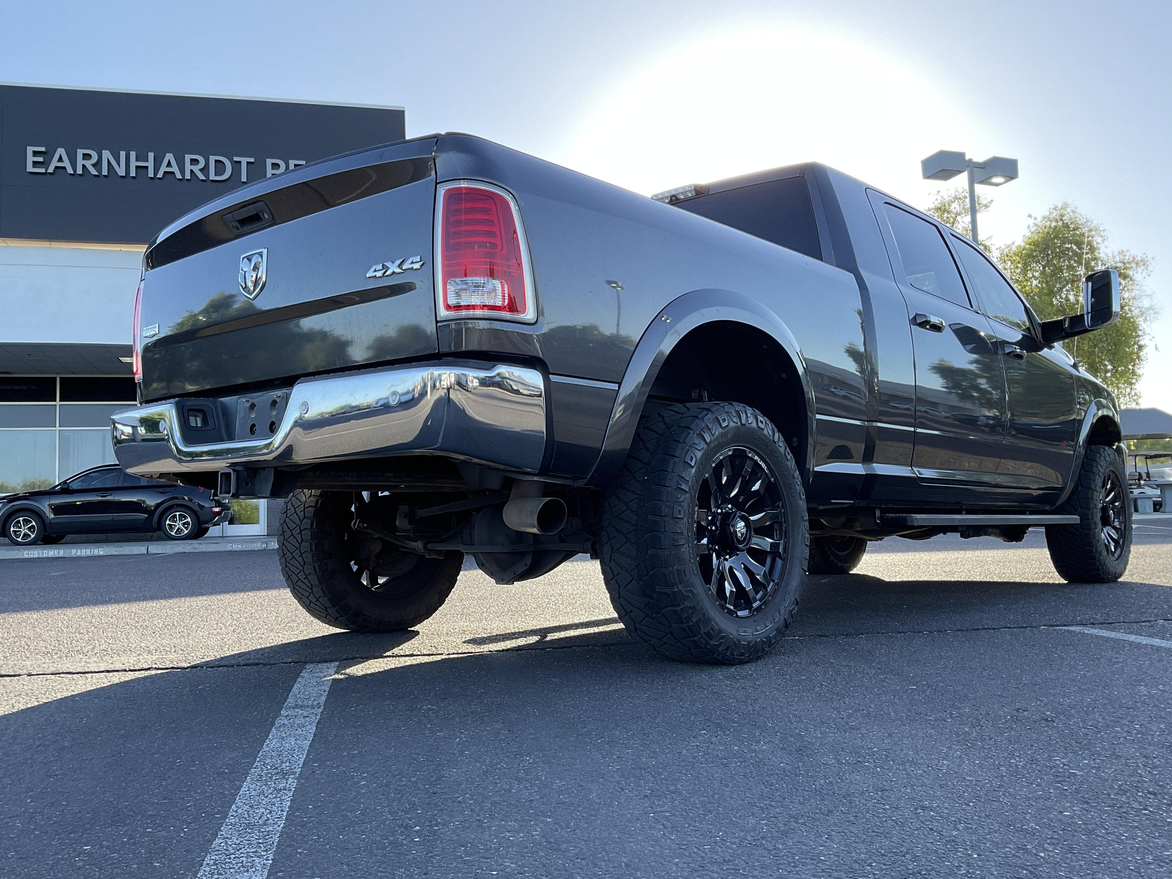 2016 RAM 2500 Laramie* LOW MILES/ CLN CFAX