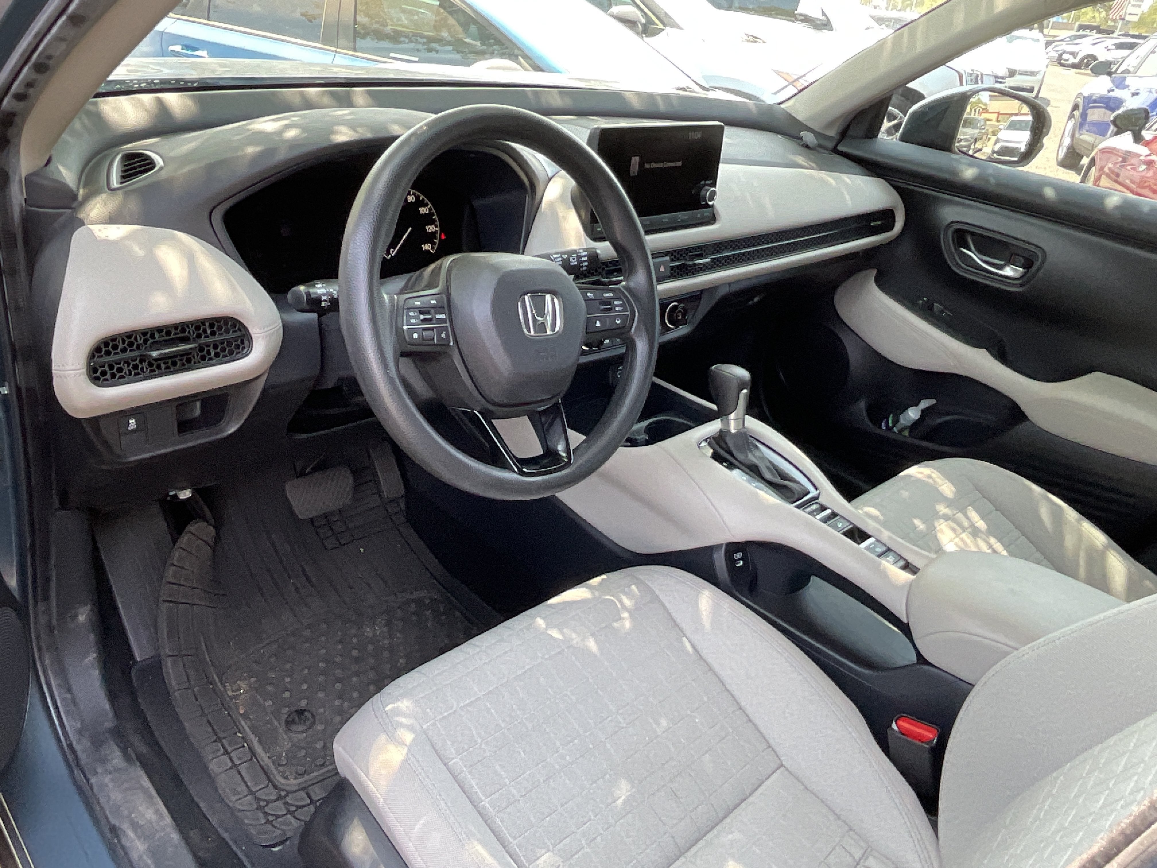 2025 Honda HR-V LX