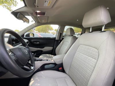2025 Honda HR-V LX