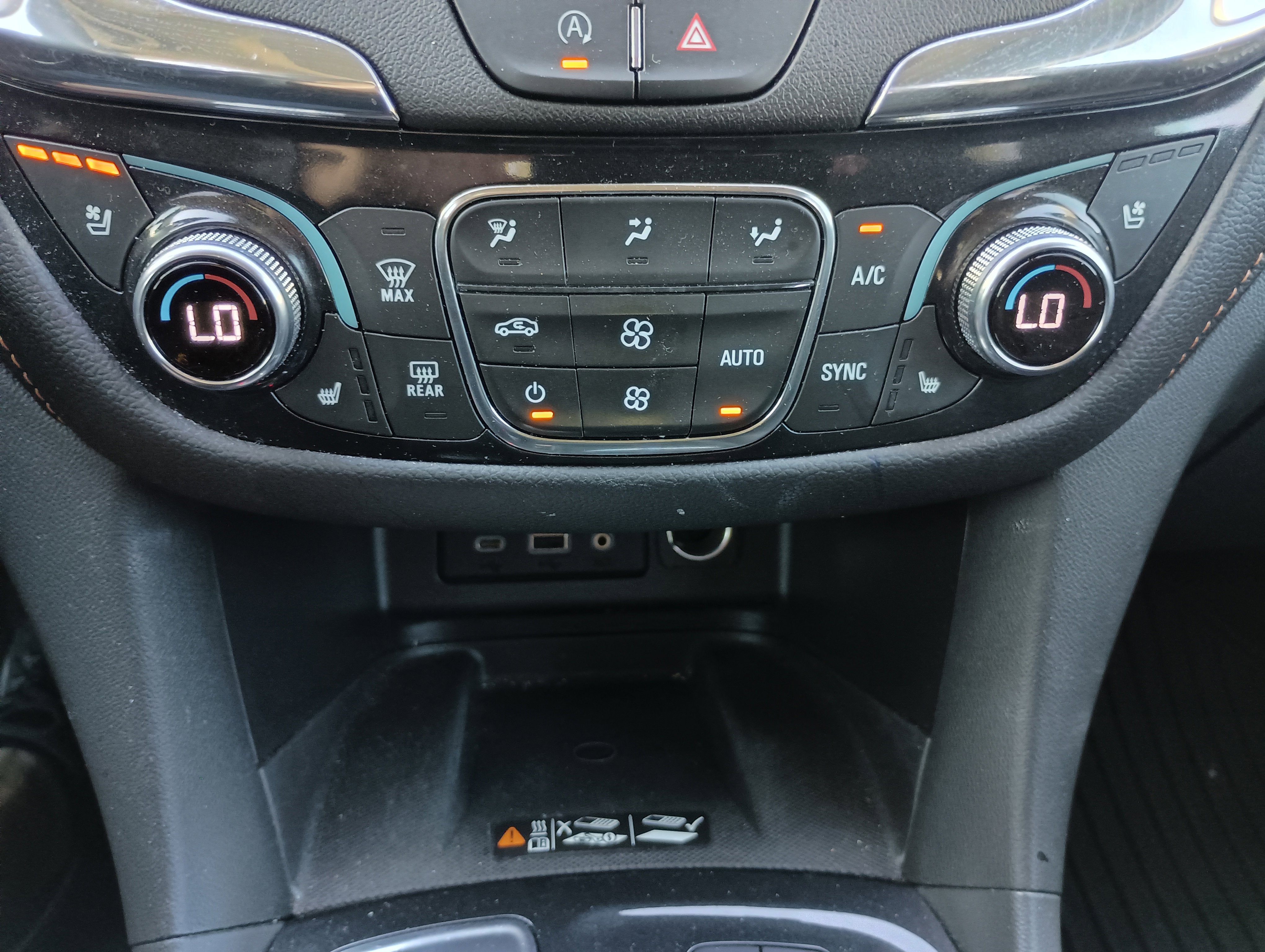 2022 Chevrolet Equinox Premier* CLEAN CRFAX/ 1 OWNER