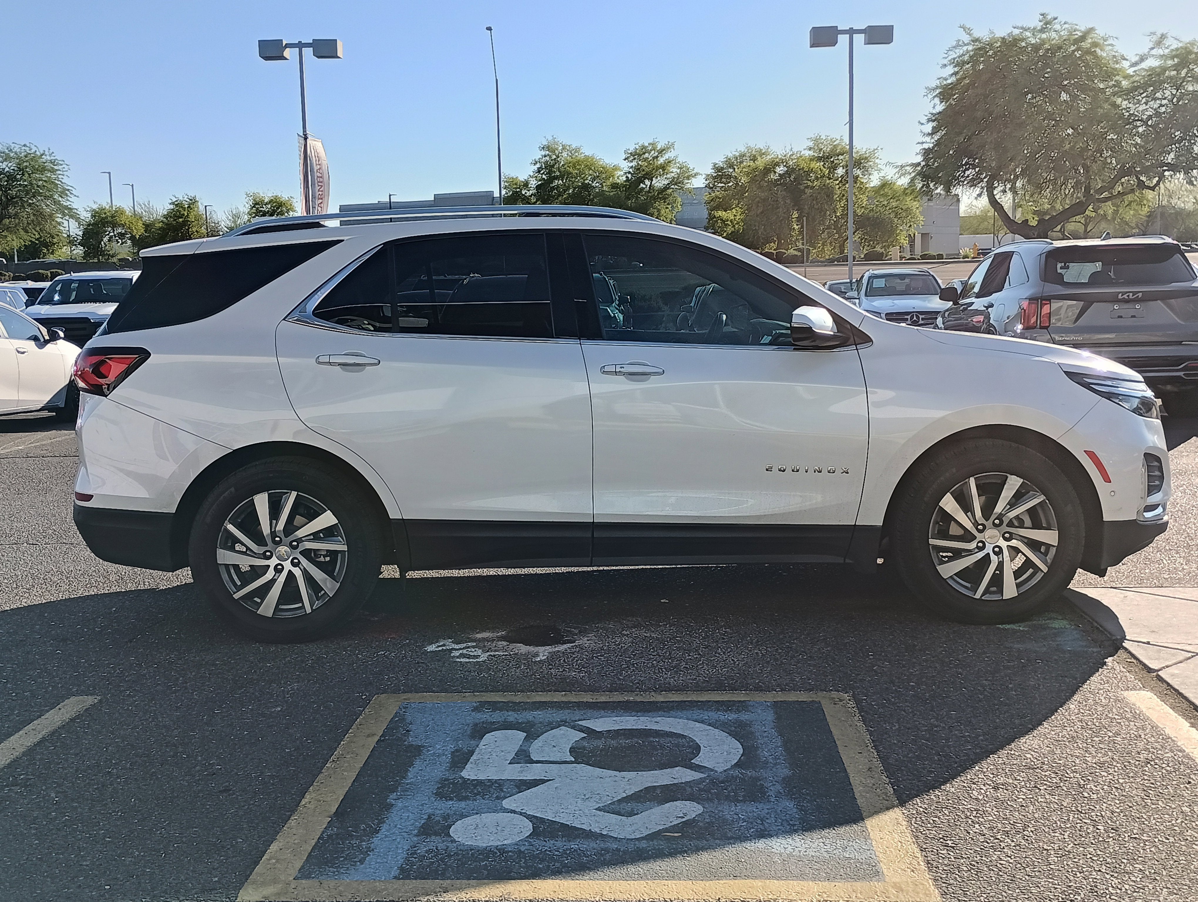 2022 Chevrolet Equinox Premier* CLEAN CRFAX/ 1 OWNER