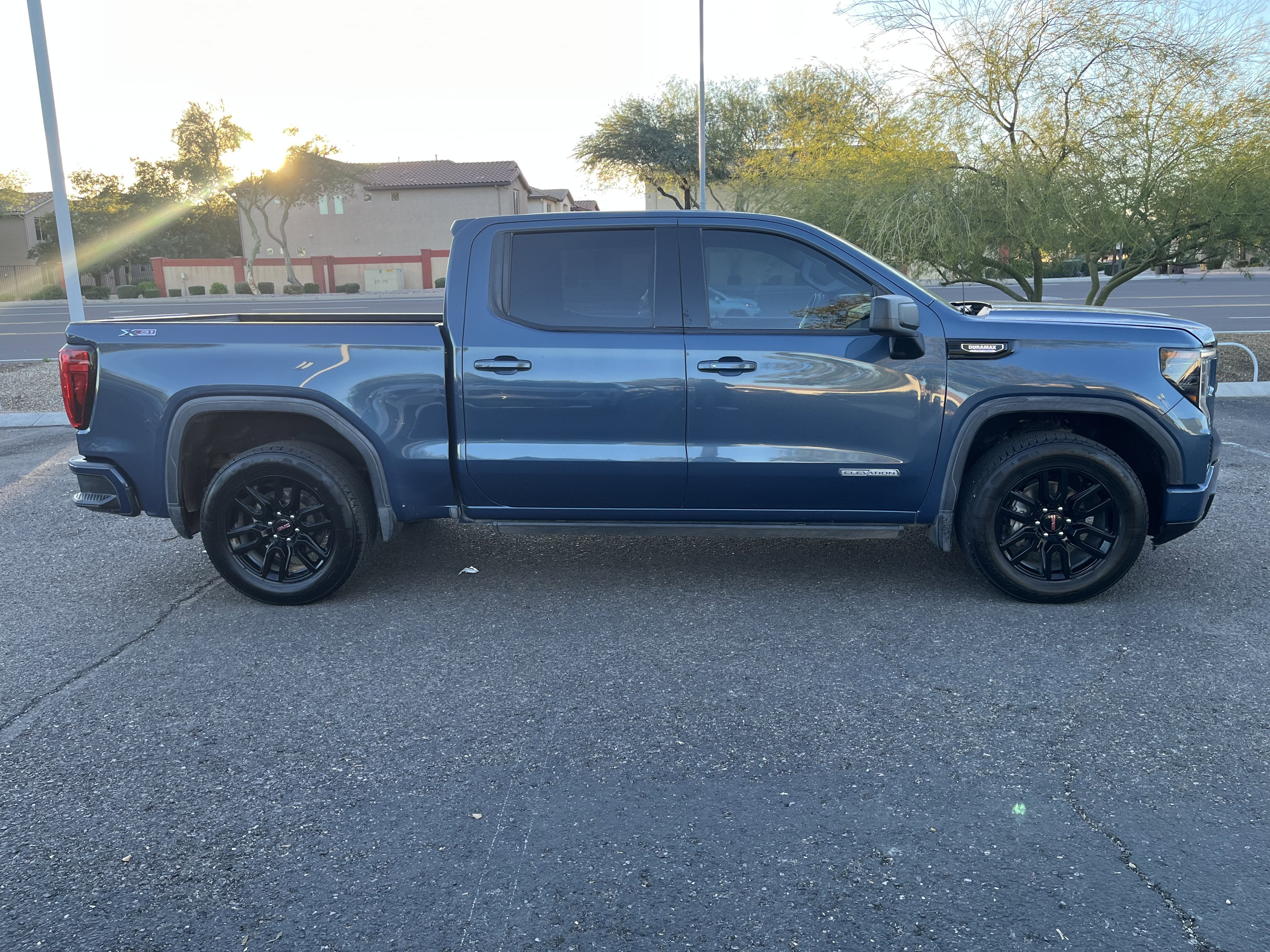 2024 GMC Sierra 1500 Elevation* 1 OWNER/ CLN CARFX