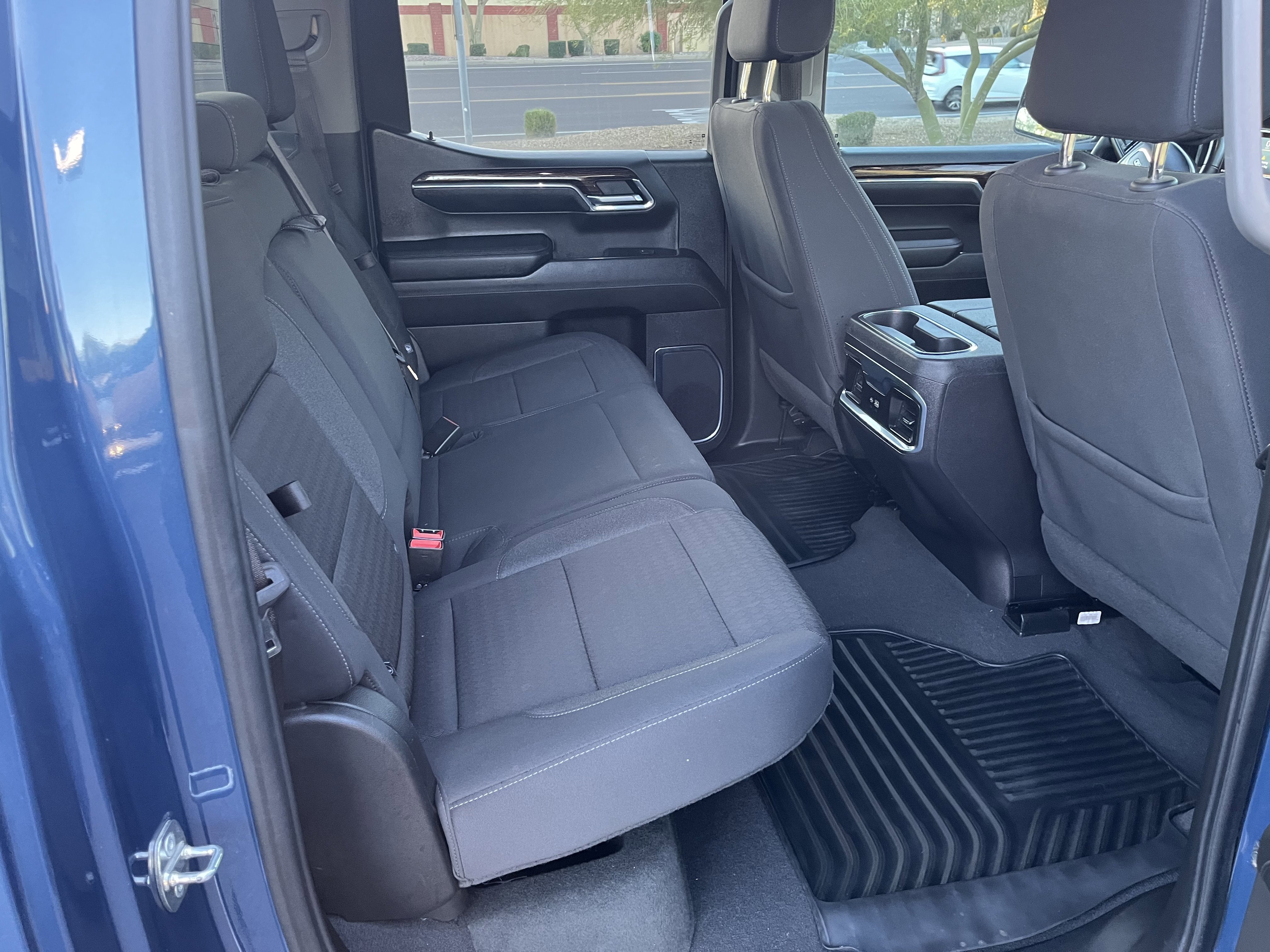 2024 GMC Sierra 1500 Elevation* 1 OWNER/ CLN CARFX