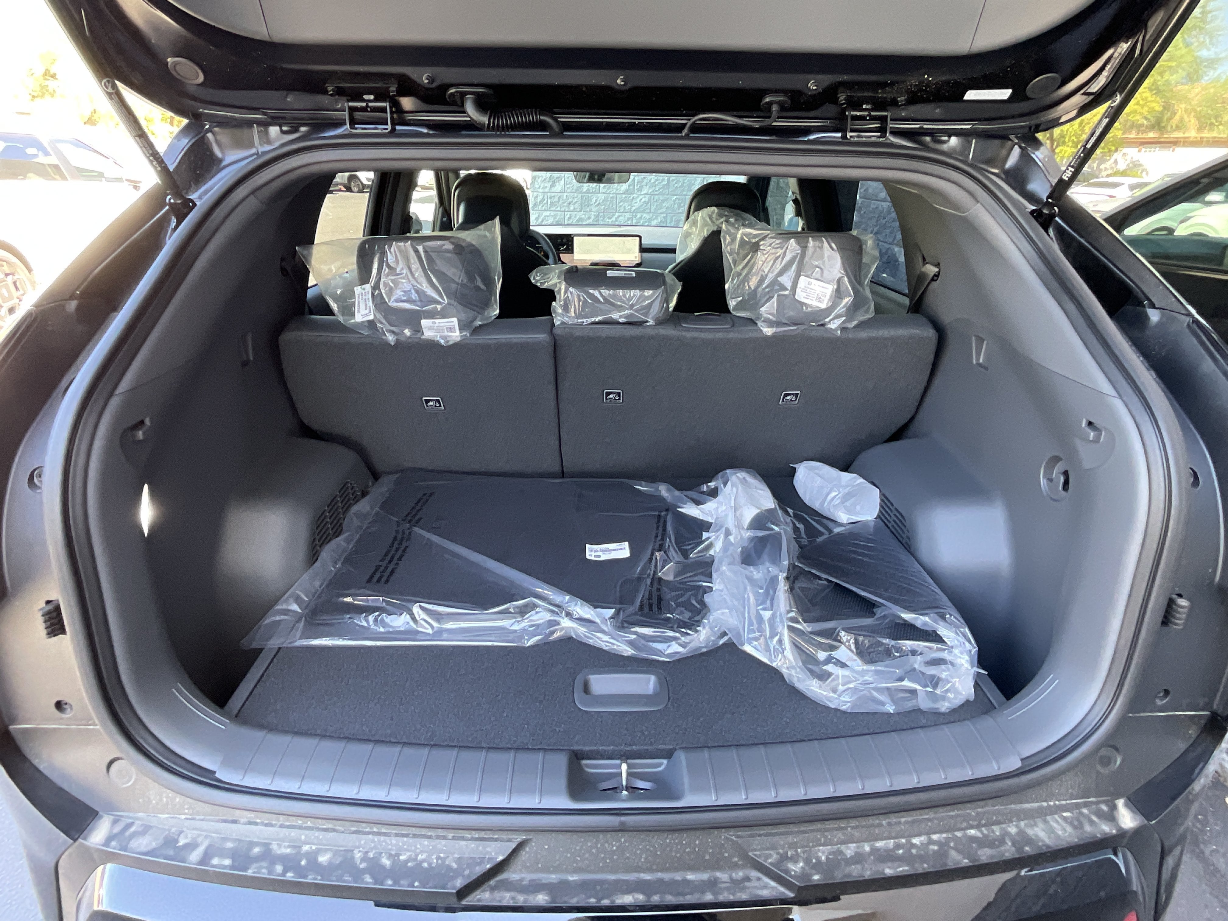 2027 Kia EV3 Wind Nightfall Pkg