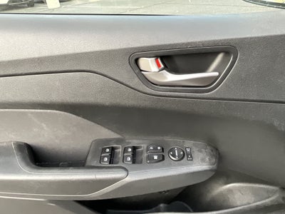2019 Hyundai Accent SE