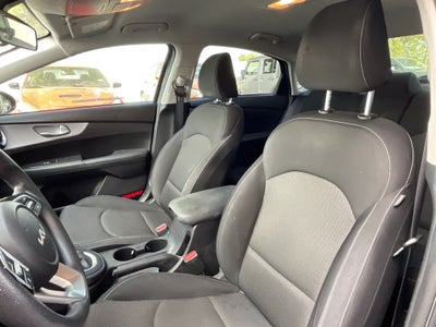 2024 Kia Forte LX