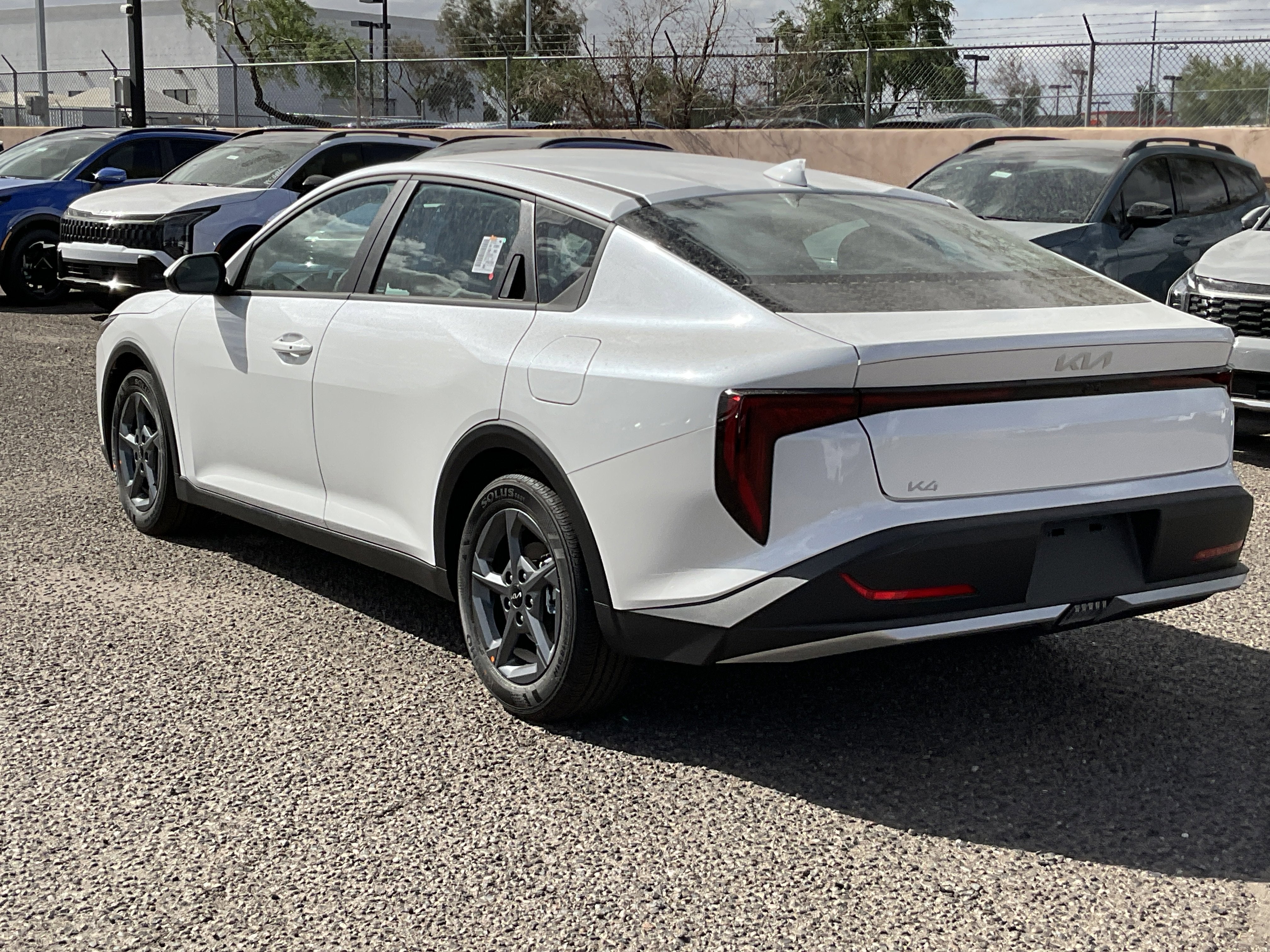 2026 Kia K4 LXS