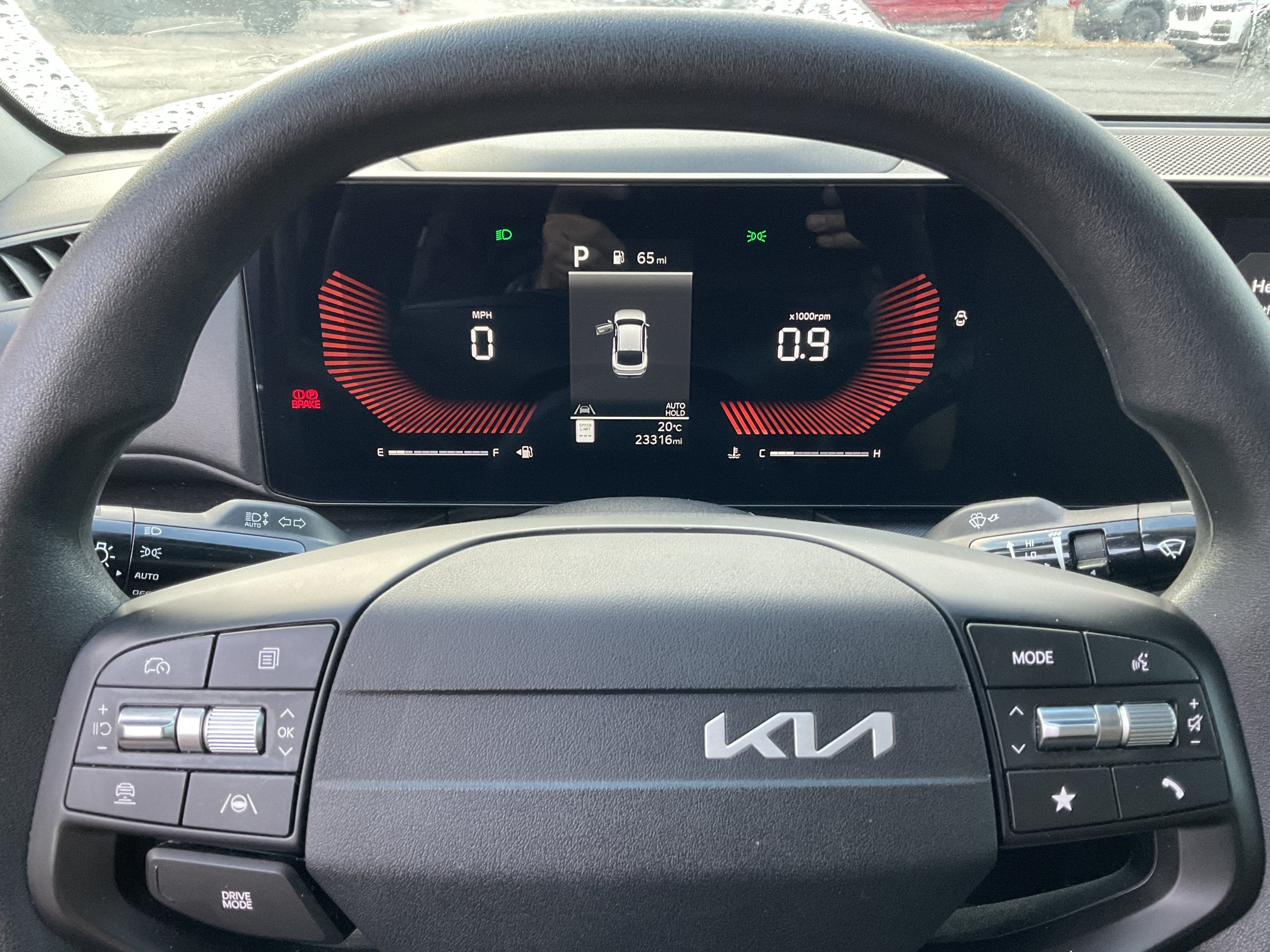 2025 Kia K4 LXS*CLEAN CARFAX/1 OWNER