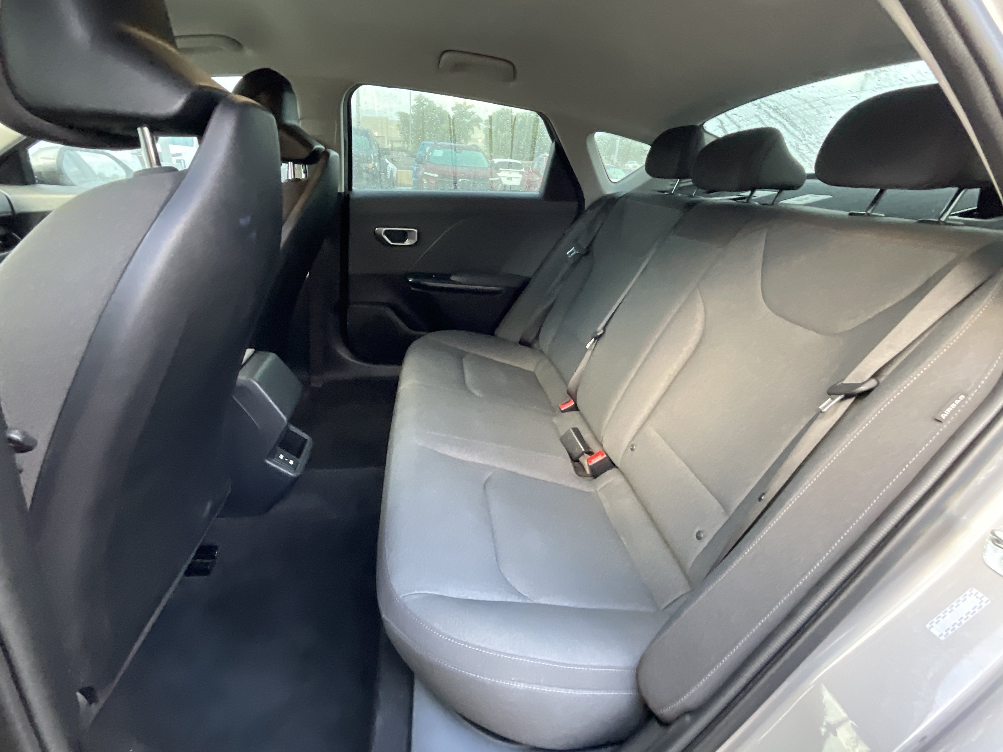2025 Kia K4 LXS*CLEAN CARFAX/1 OWNER