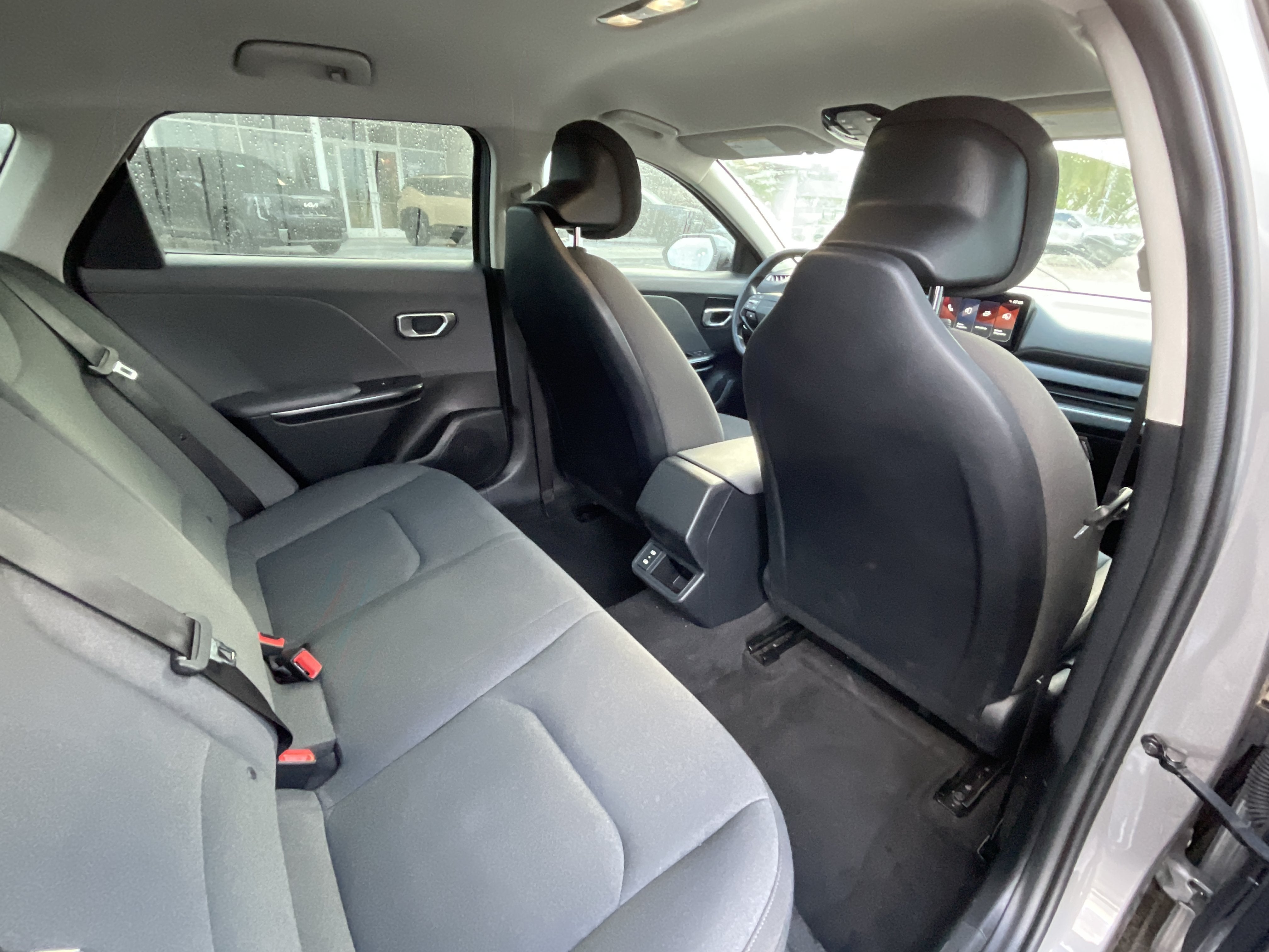 2025 Kia K4 LXS*CLEAN CARFAX/1 OWNER