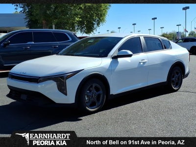 2026 Kia K4 LXS
