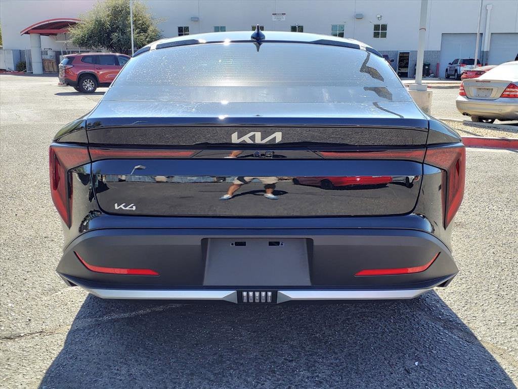 2025 Kia K4 LX