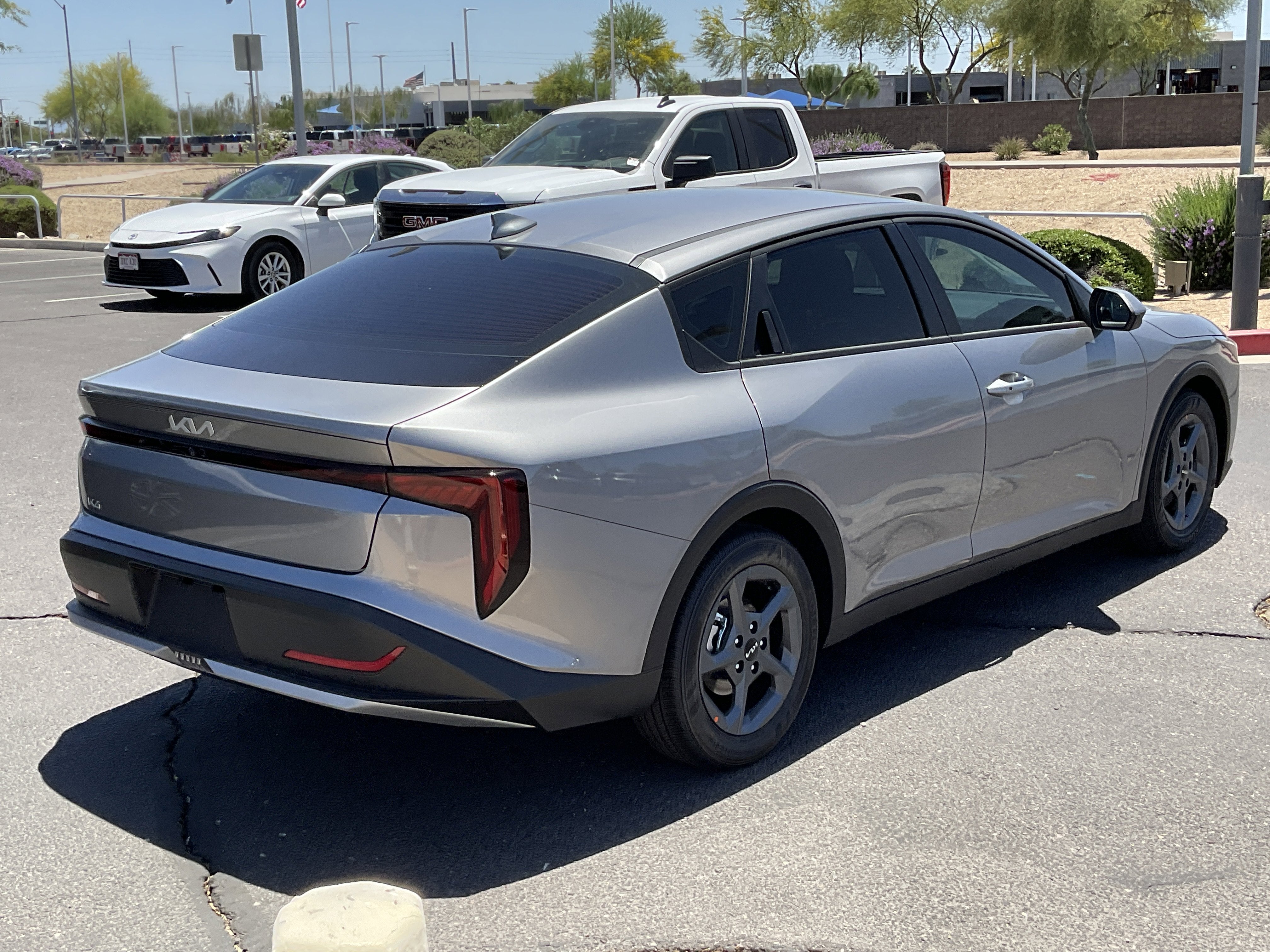 2026 Kia K4 LXS
