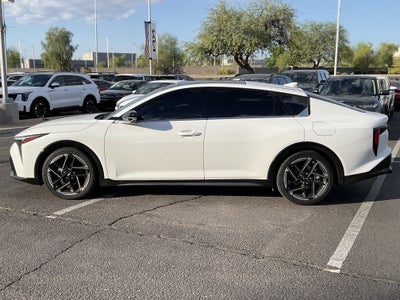 2025 Kia K4 GT-Line