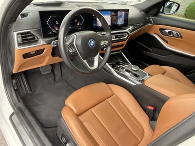 2023 BMW 3 Series 330e