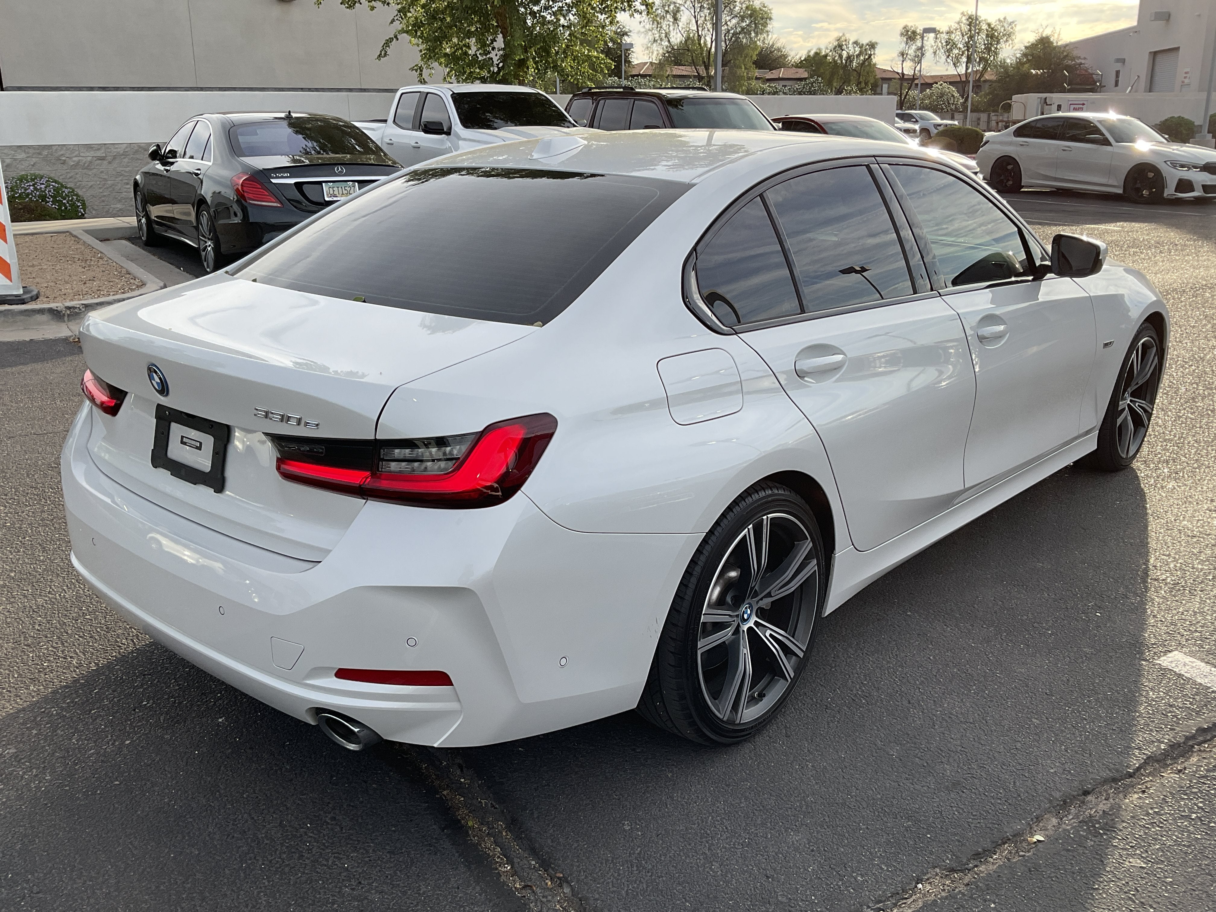 2023 BMW 3 Series 330e