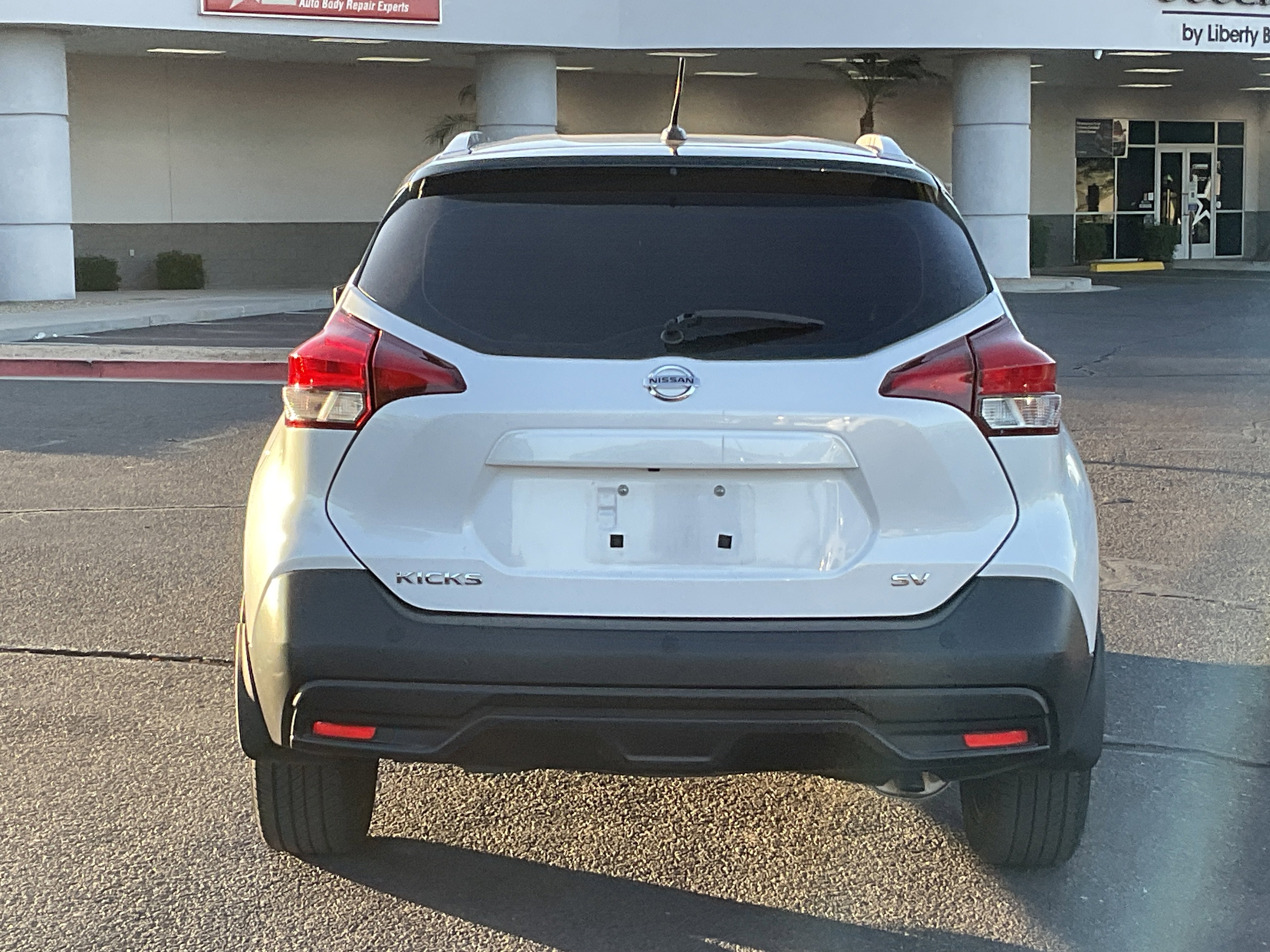 2018 Nissan Kicks SV* LOW MILES
