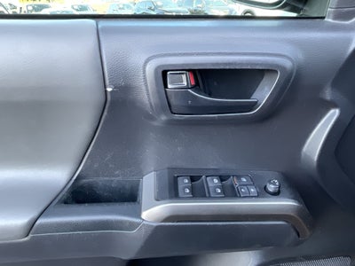 2022 Toyota Tacoma 4WD SR