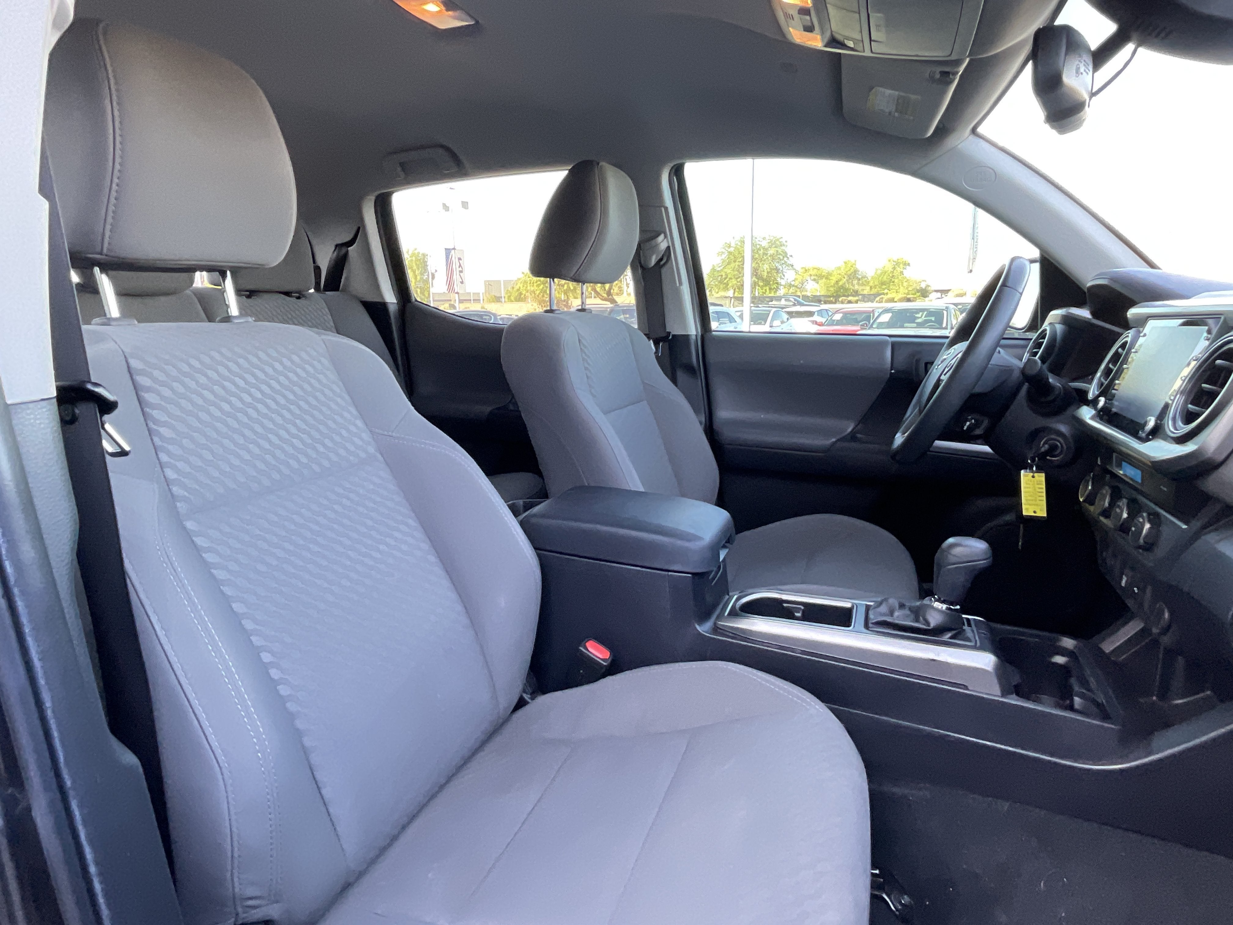 2022 Toyota Tacoma 4WD SR