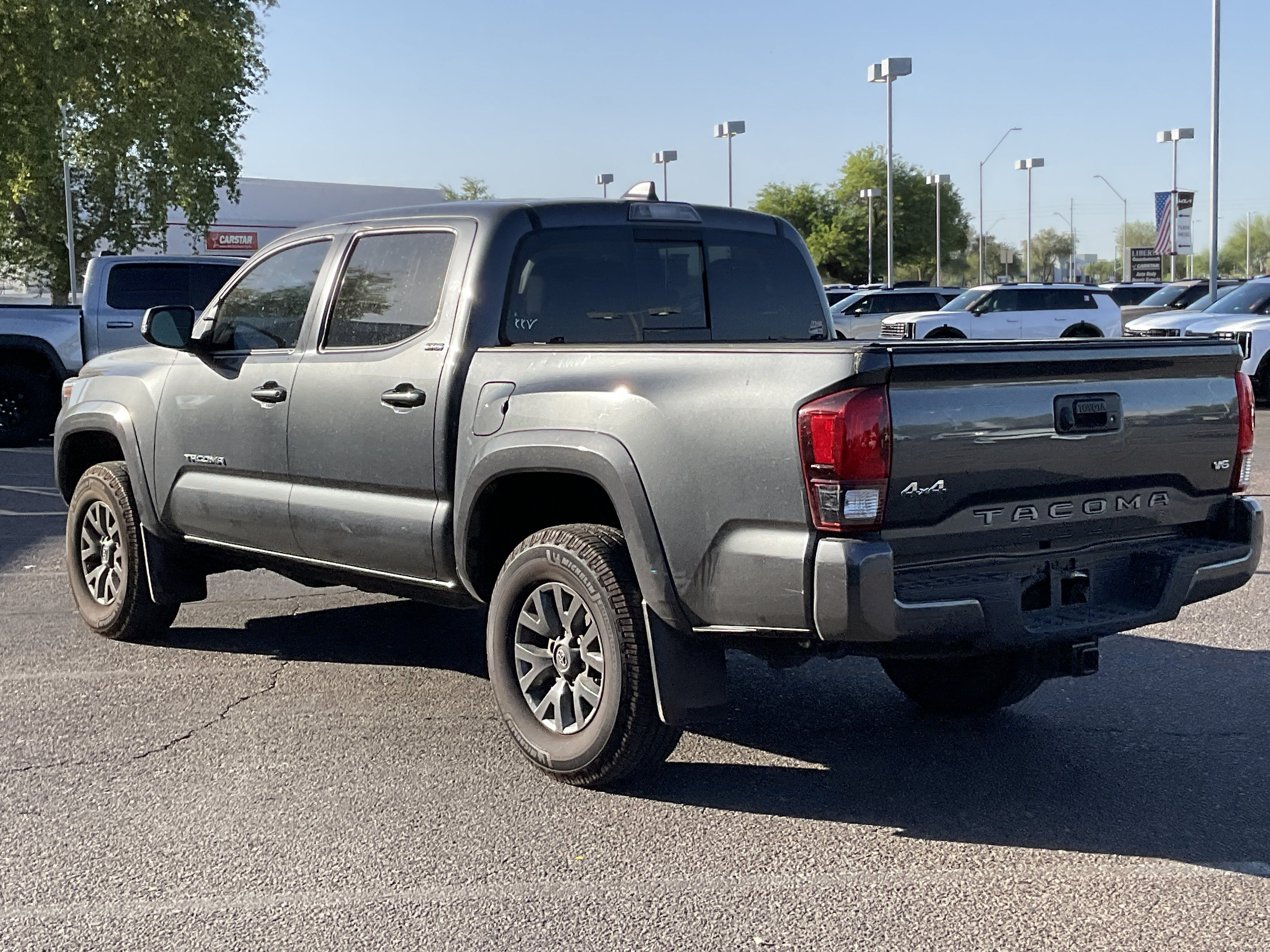 2022 Toyota Tacoma 4WD SR