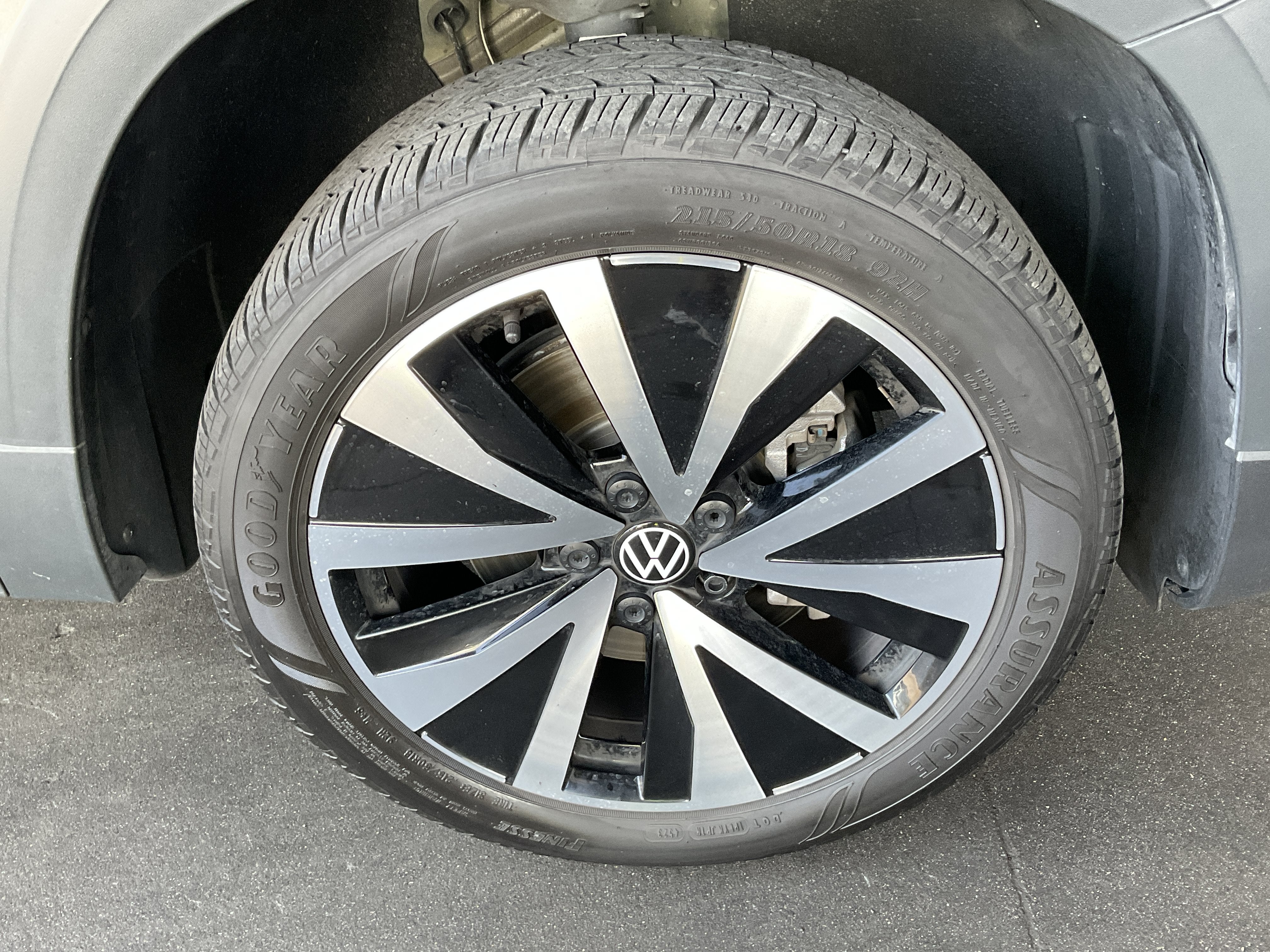 2024 Volkswagen Taos SE